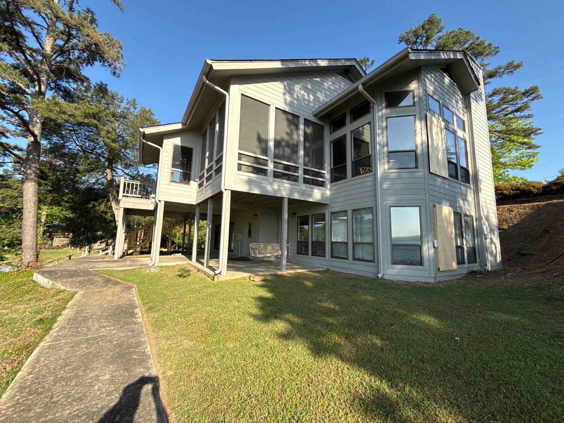 GAF Timberline HDZ Roof Replacement and Skylight Installation in Counce by Revival Roofing Services