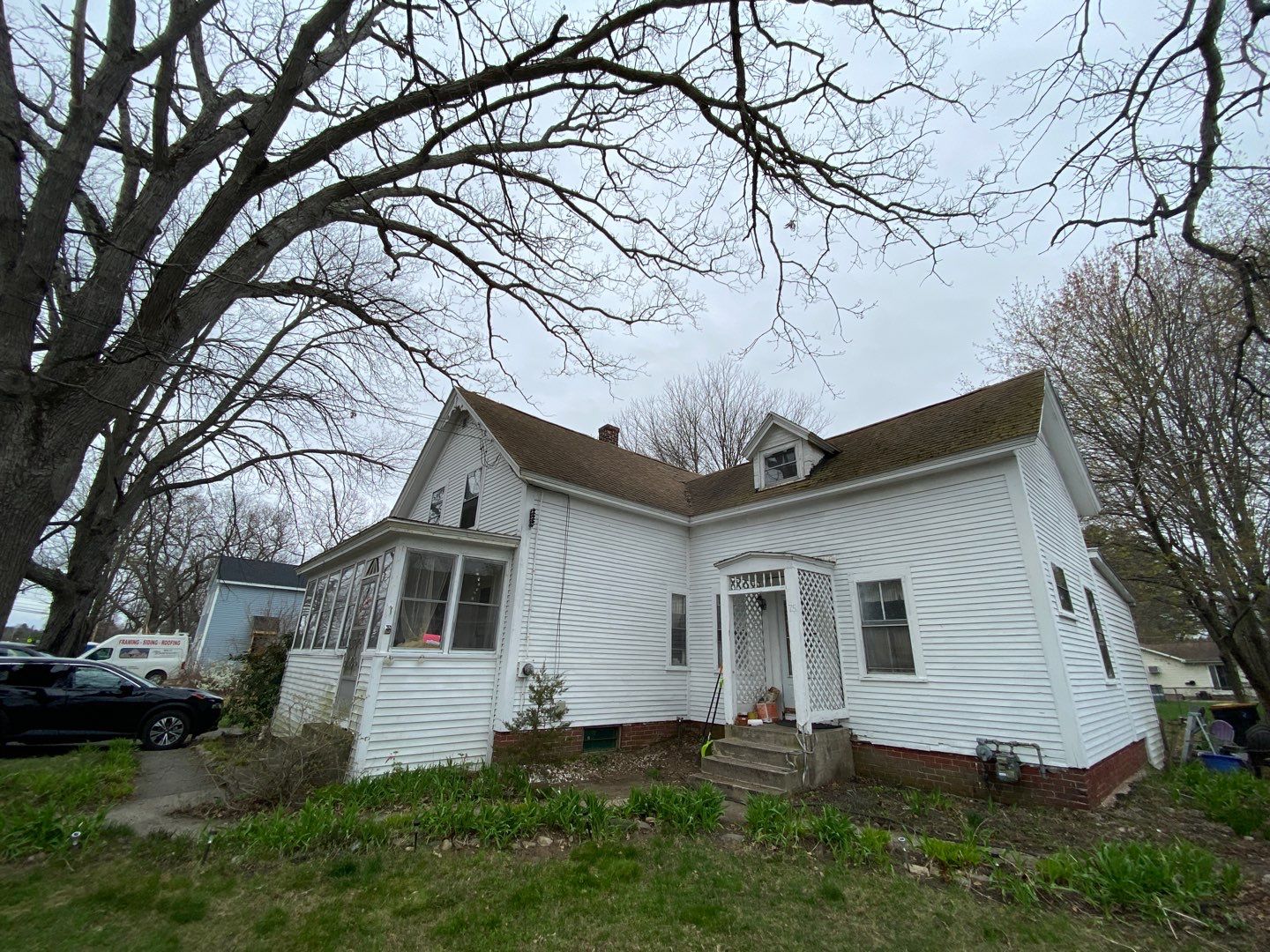 Residential Roofing Installation using Owens Corning TruDefinition by Sensible Home Solutions