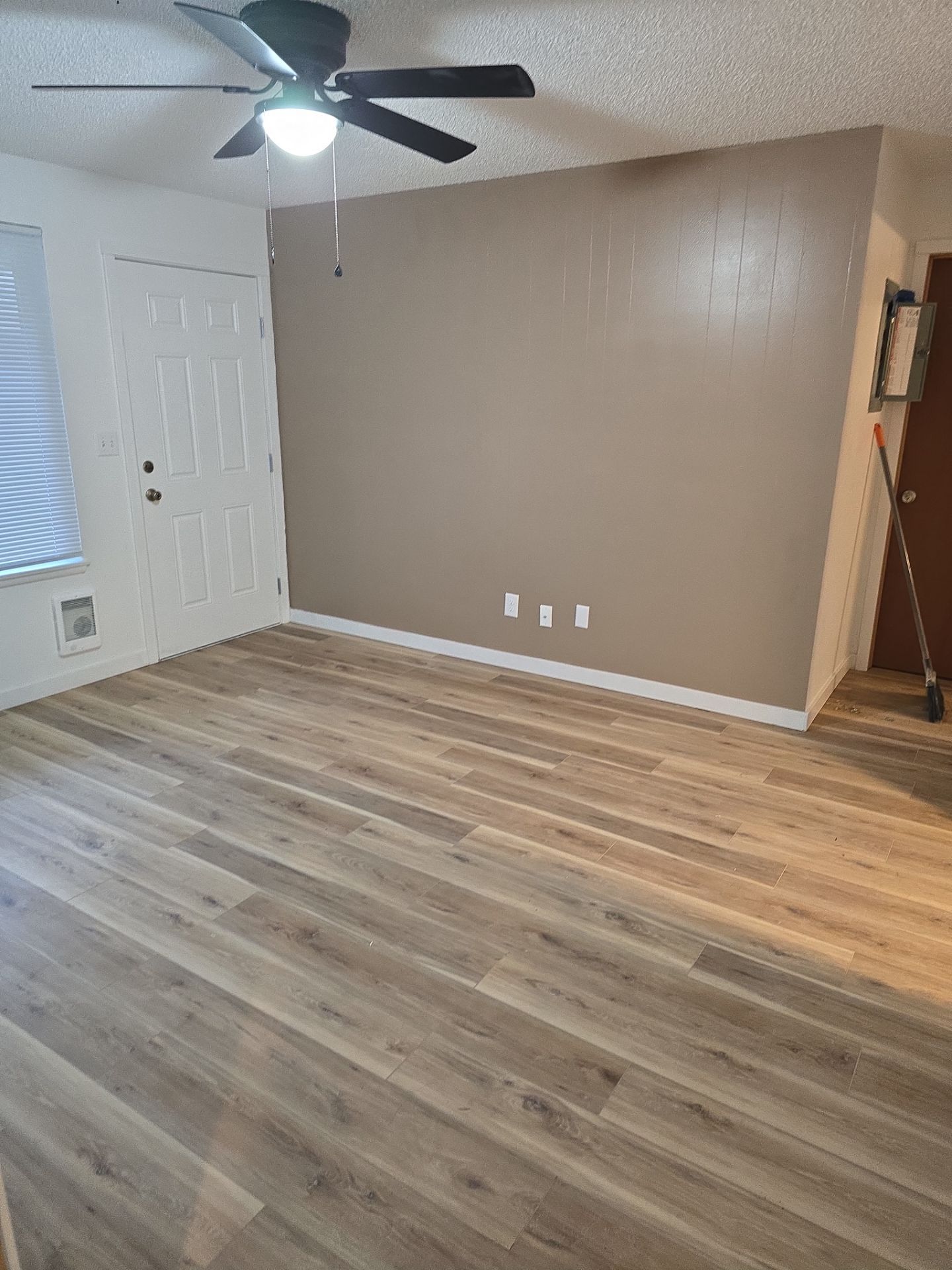 Lakewood remodel by Long Range Customs LLC