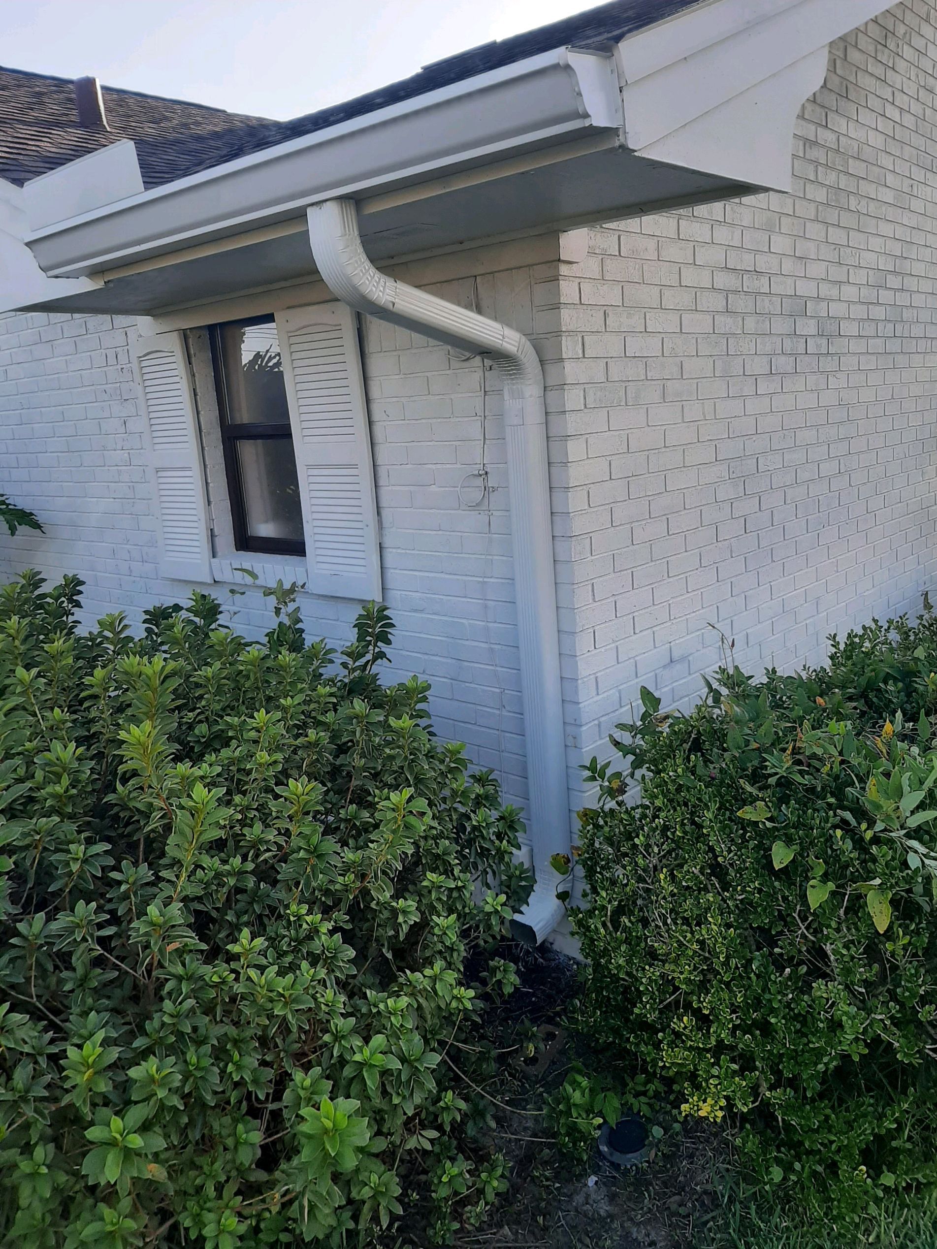 Seamless Gutter Installation using K-Style Gutters by Gutter Professors