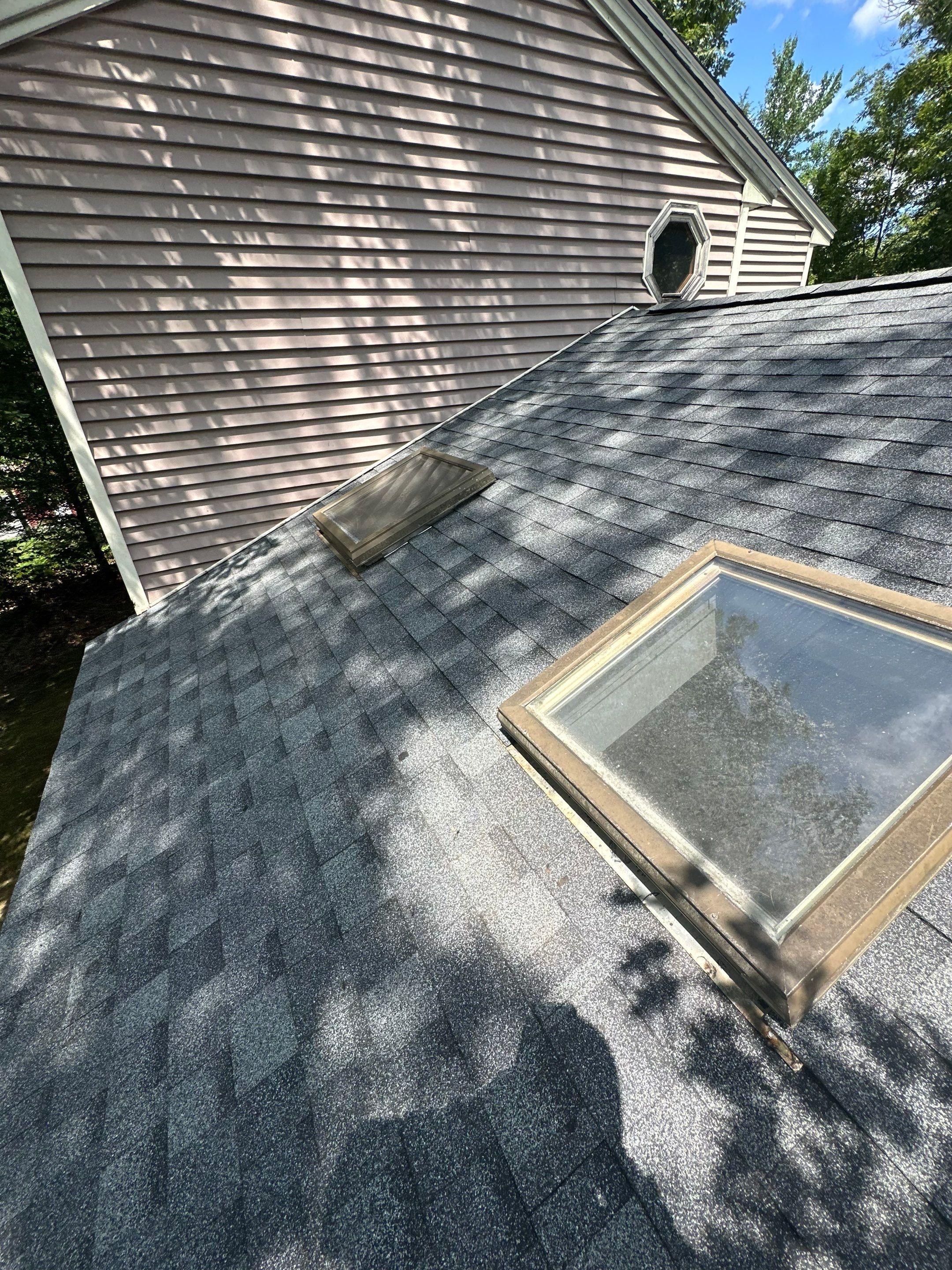 ☀️🏡 This Waterboro home just got a complete makeover from the top down! 🏡☀️ by Tall pine roofing
