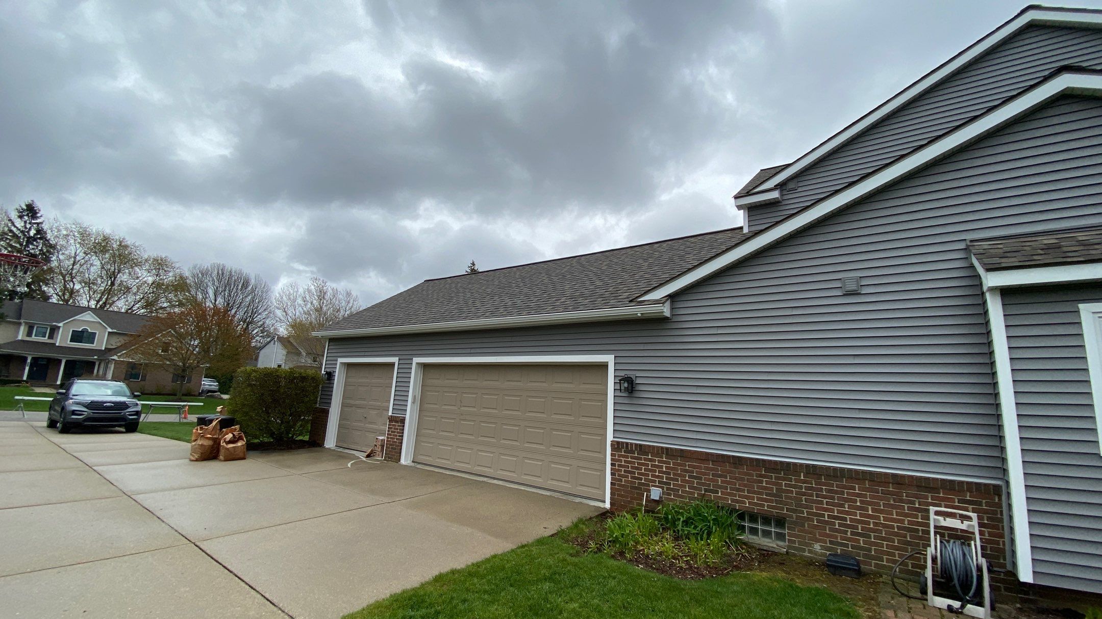 Siding Replacement using Certainteed Classic Restoration D4 by 180 Contractors