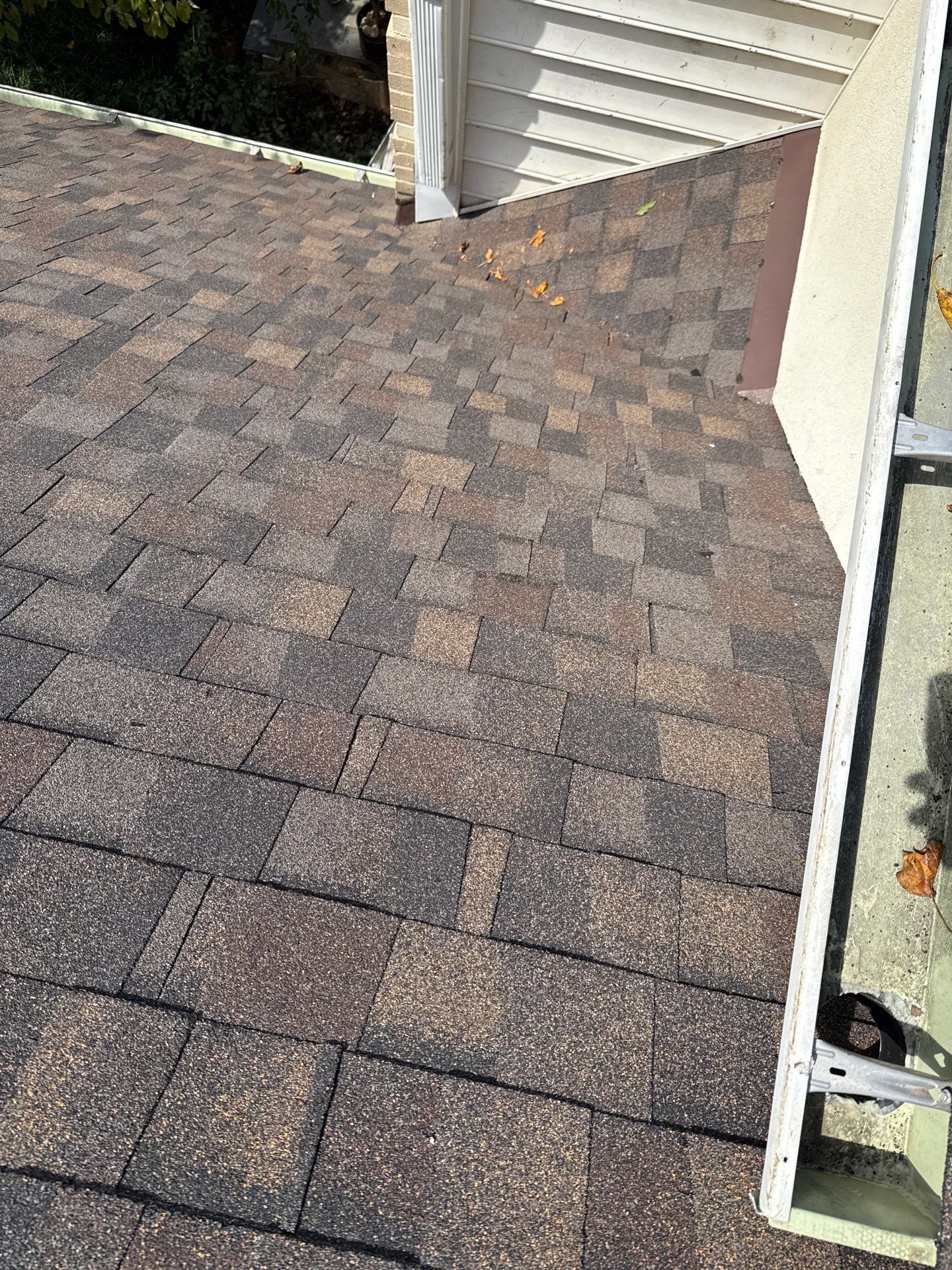 Fairfax station: Residential Roof with CertainTeed Landmark Pro in Max Def Shenandoah  by RM Banning, Inc.