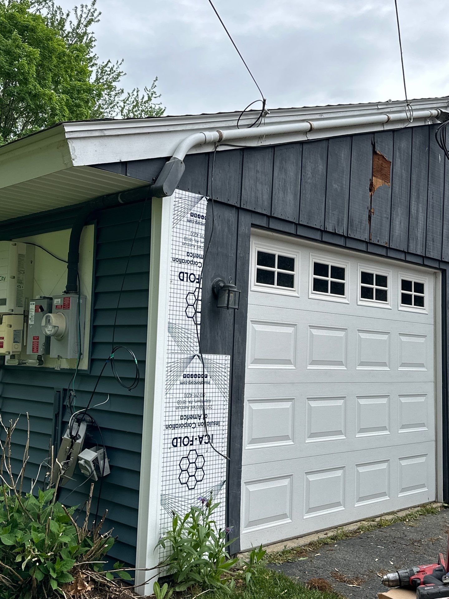 Vinyl Siding Transformation – Pacific Blue by Mighty Dog Roofing of Greater Middlesex County