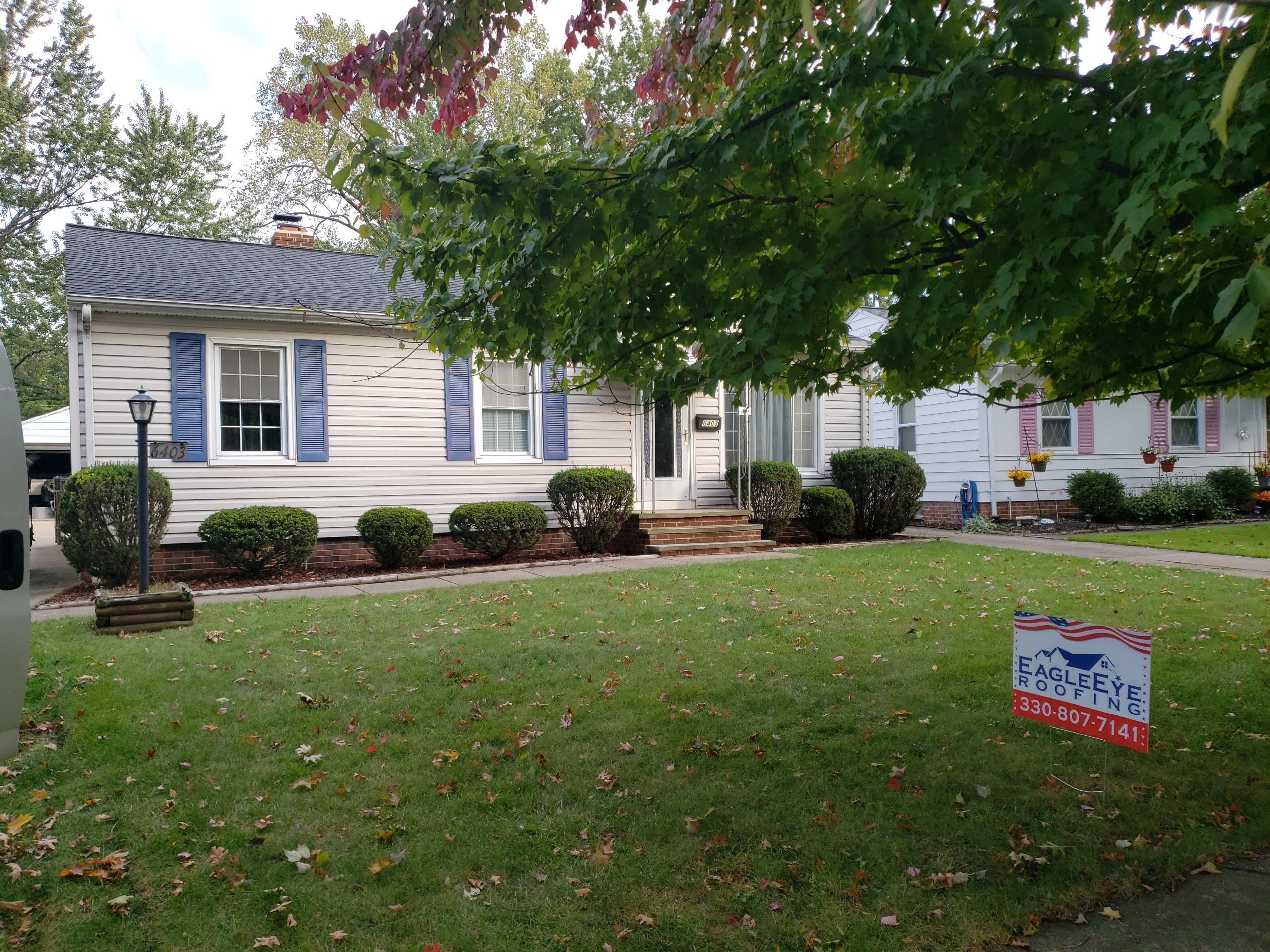 ATLAS PINNACLE COLOR: PRISTINE BLACK DRIP EDGE: WHITE by Eagle Eye Roofing