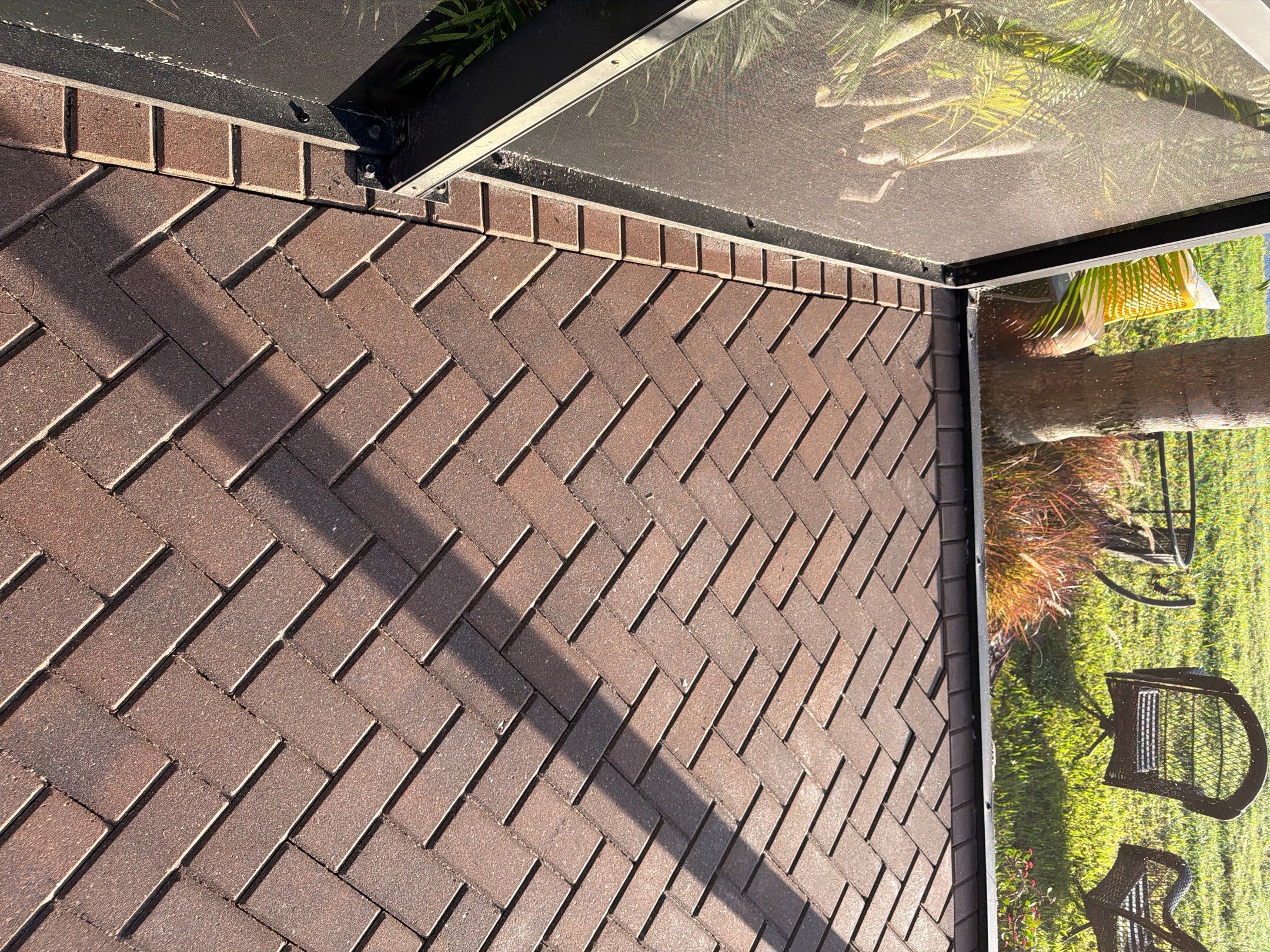 Valencia Lakes Paver Stripping and Sealing for Full Residential Property by Supreme Paver Experts