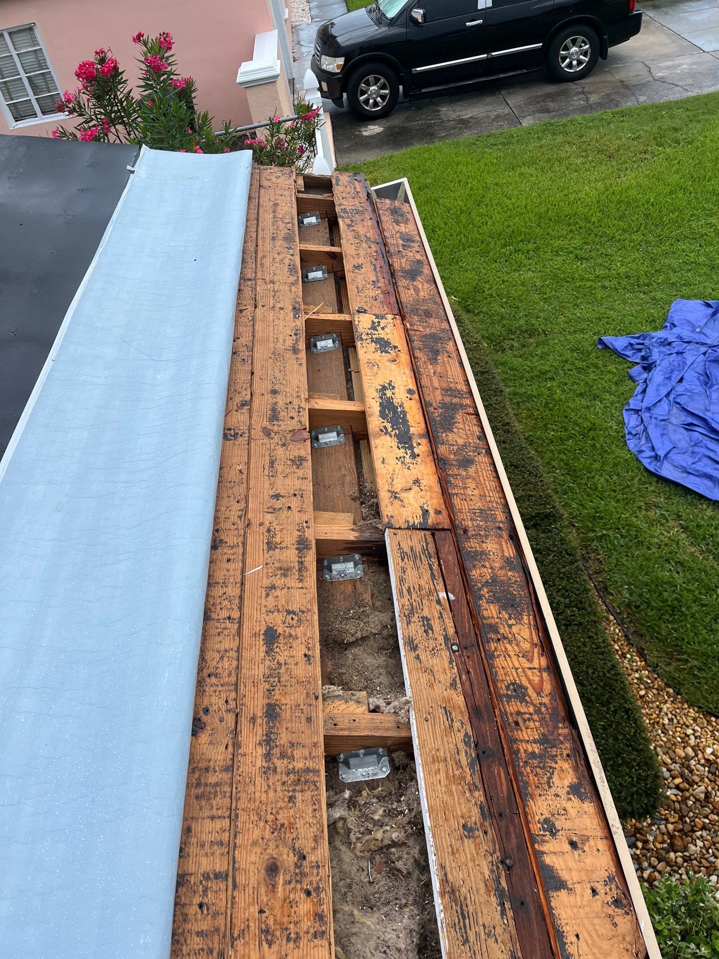 Project in St. Petersburg 33711 by Mitchell Roofing Company LLC 