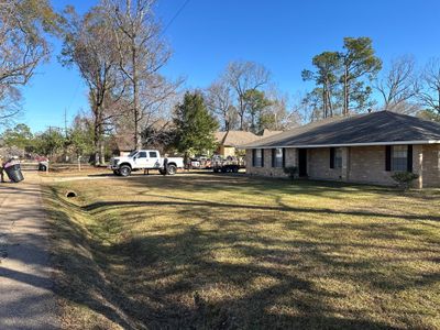 WINTER LANDSCAPE CLEAN UP using Leaf Removal