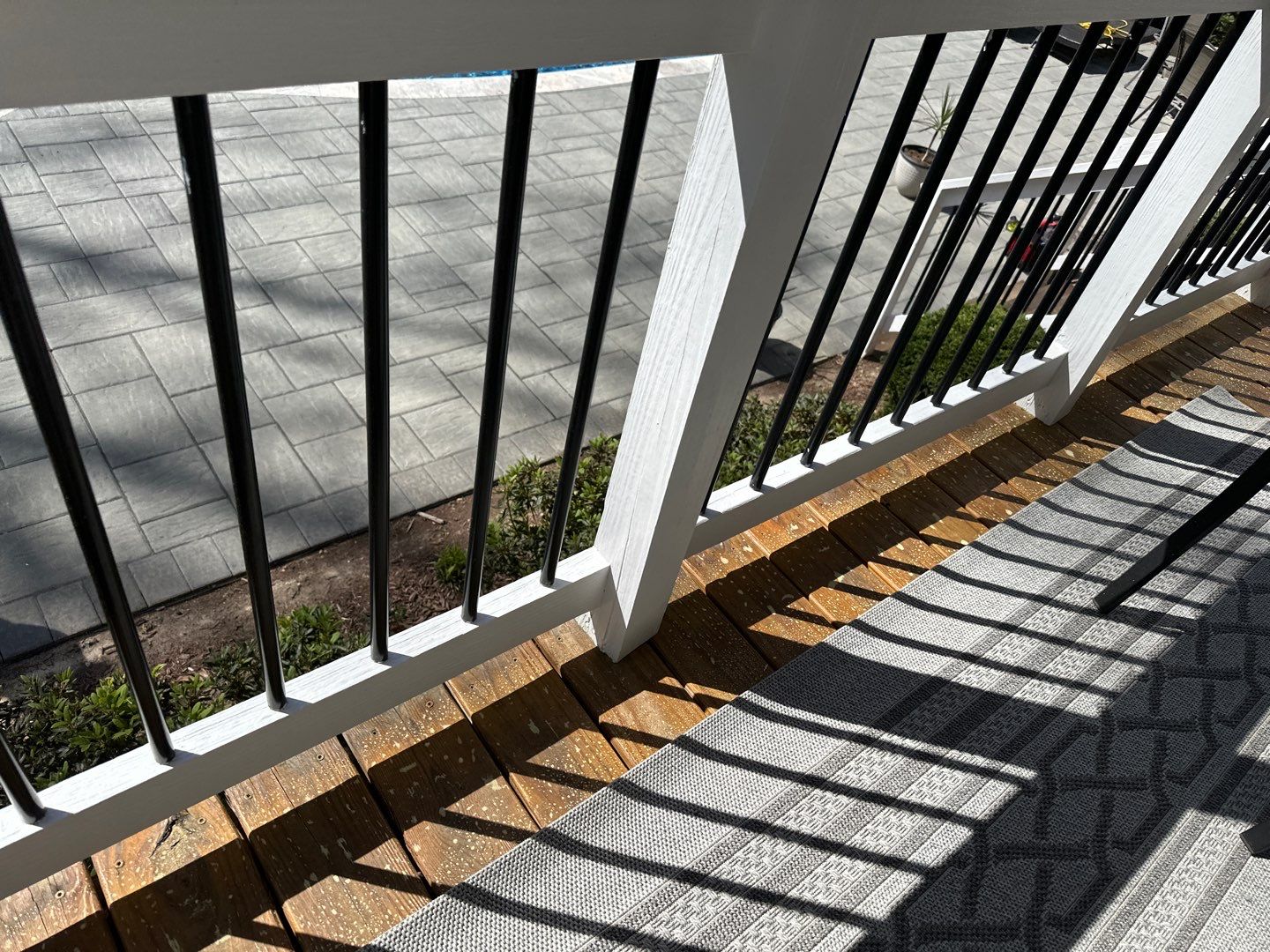 Weathered Deck using AcryFin by DuraSeal