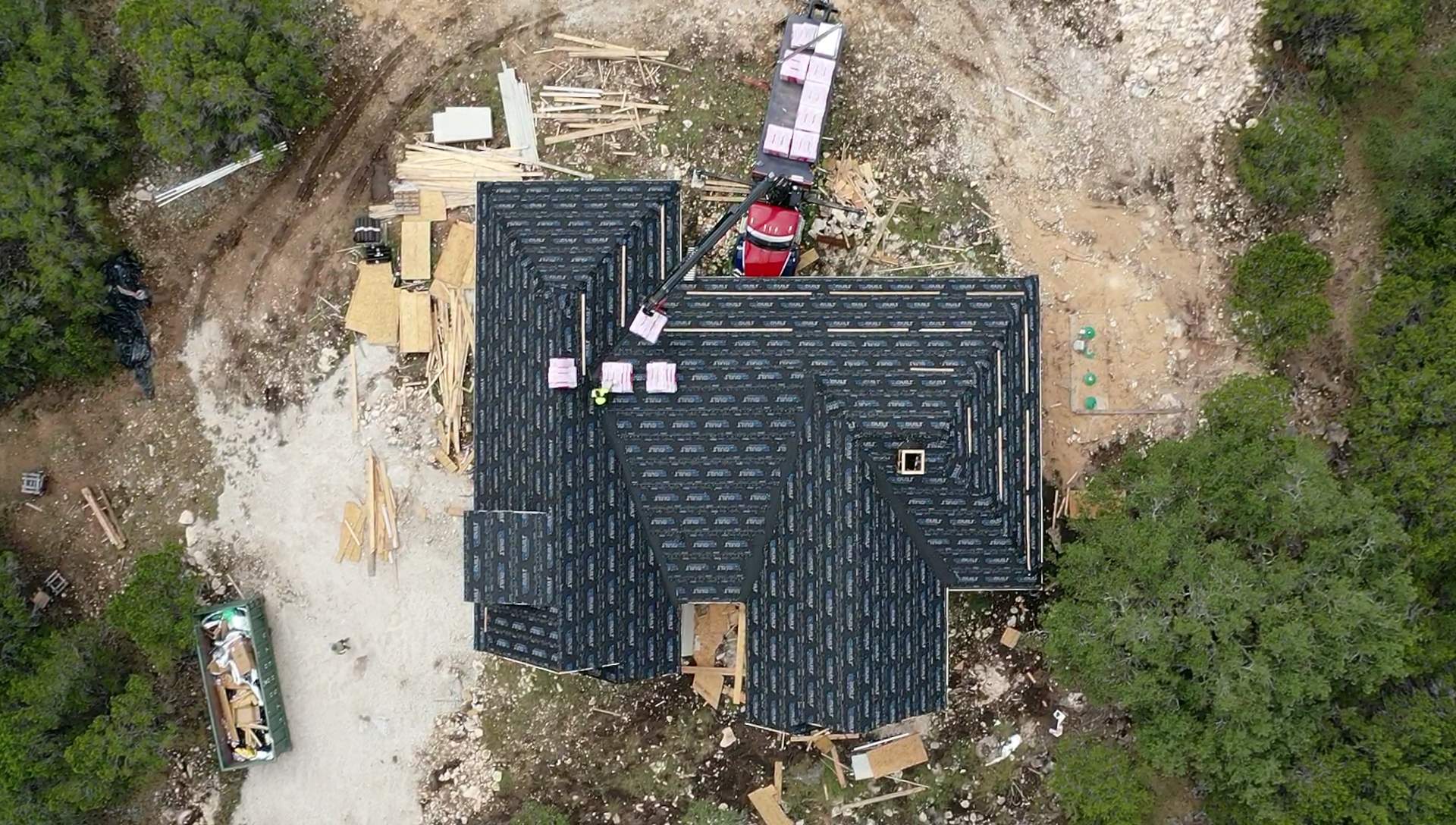 New Home Construction using Owens Corning 30 year Architectural Shingles by Premier Roofing and Contracting