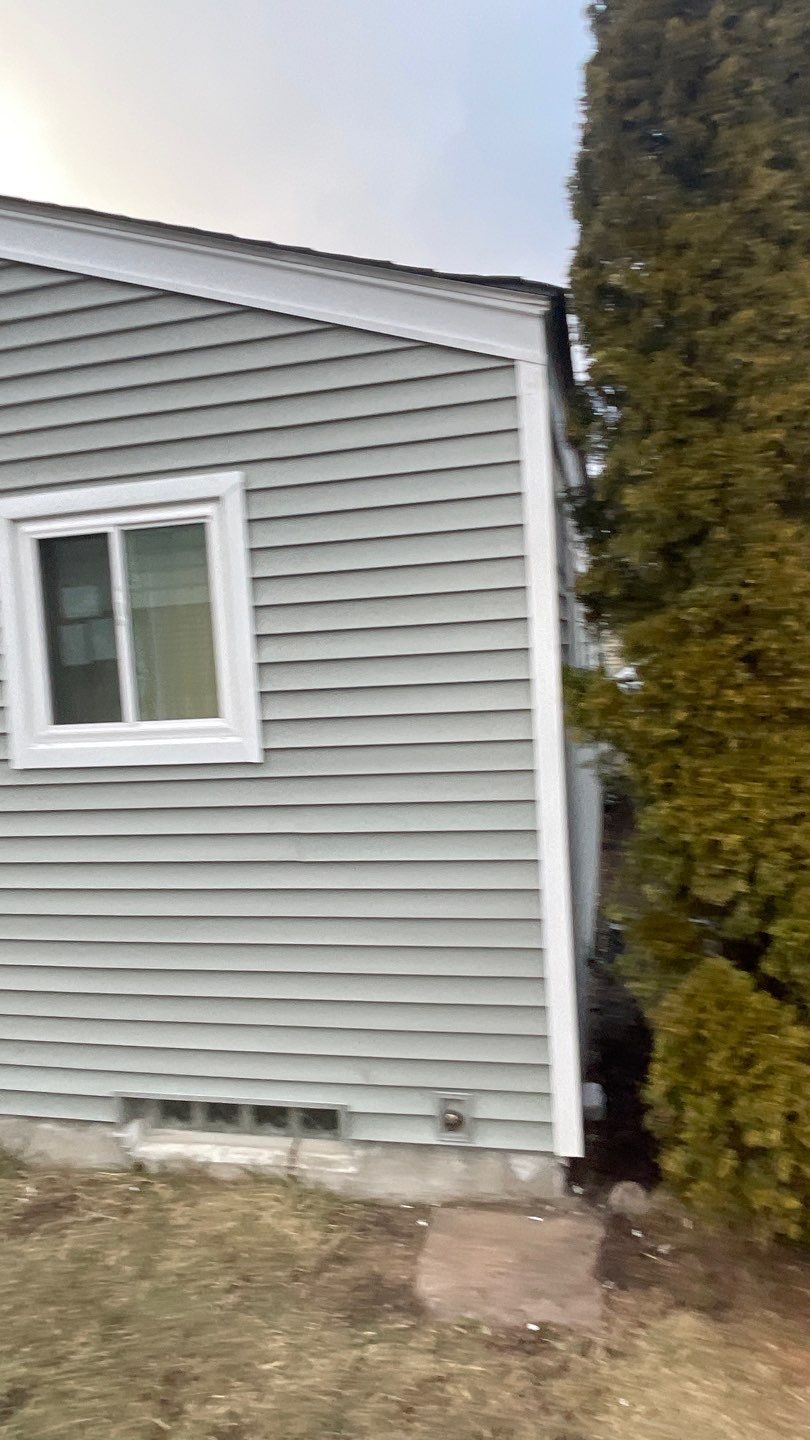 Siding Replacement using CertainTeed Restoration Classis D4 by 180 Contractors
