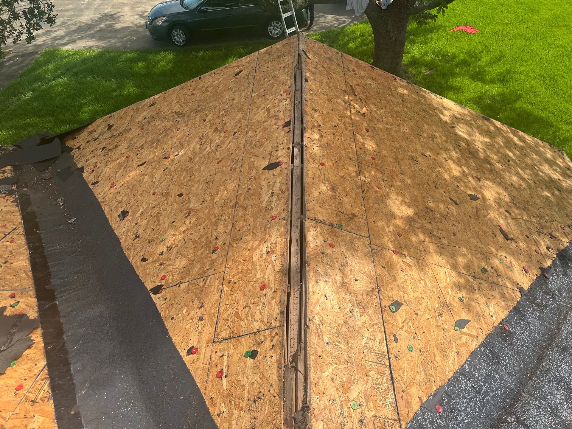 Residential Roofing Installation using Owen's Corning Duration (Lifetime) Shingles by Roof Repair Company