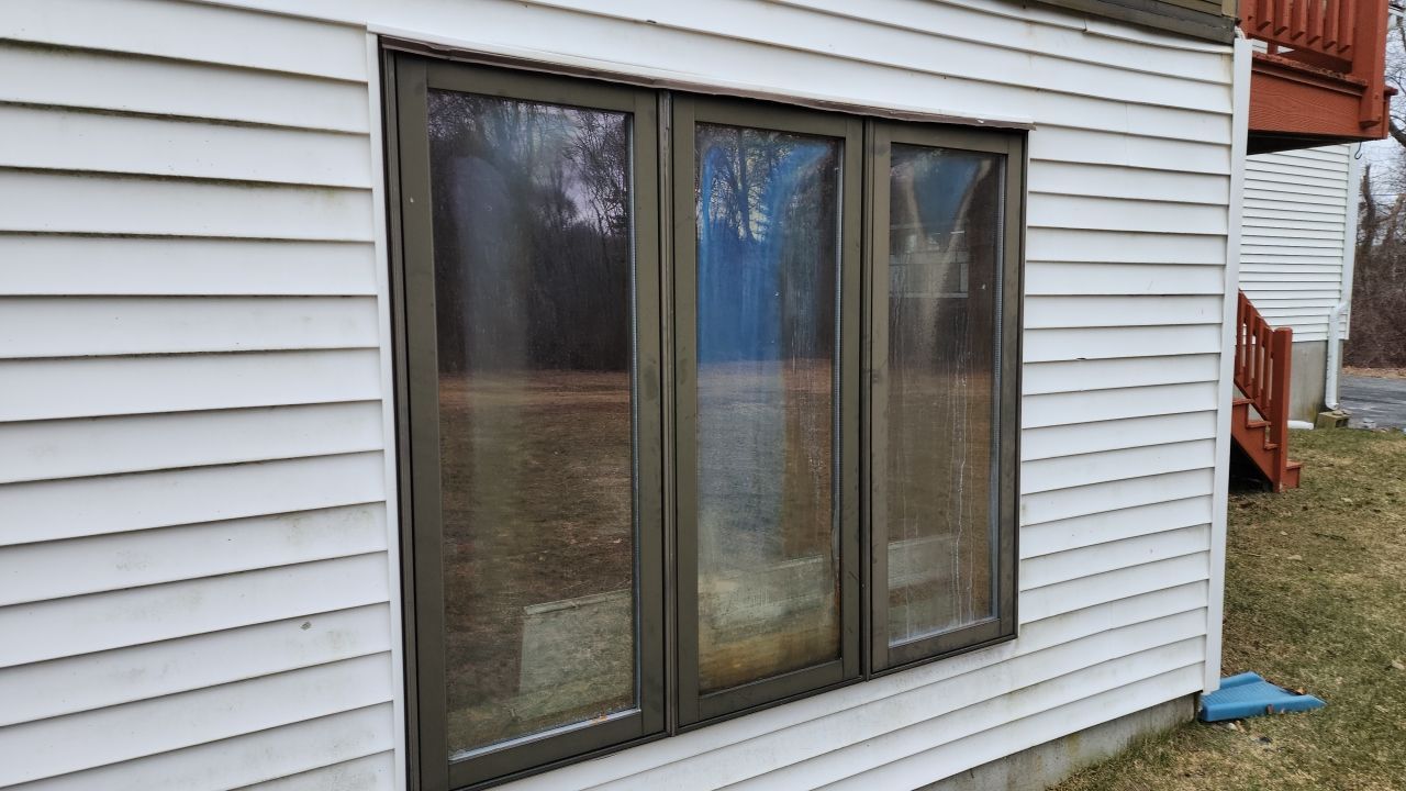 Siding and windows replaced by UBrothers Construction