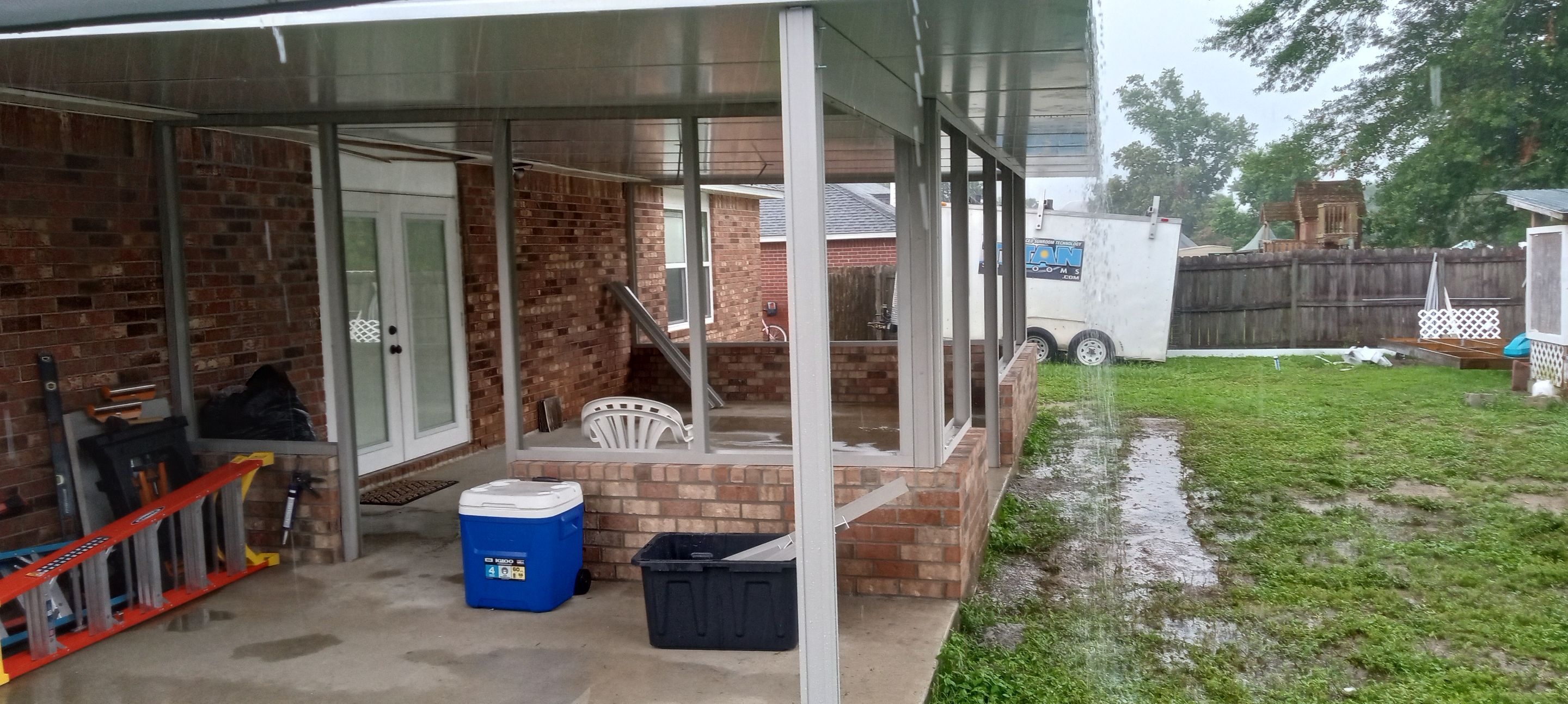 Screen Room Using Colorbeam by Titan Sunrooms