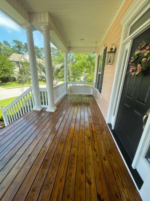 Weathered Deck using Wood Sealant