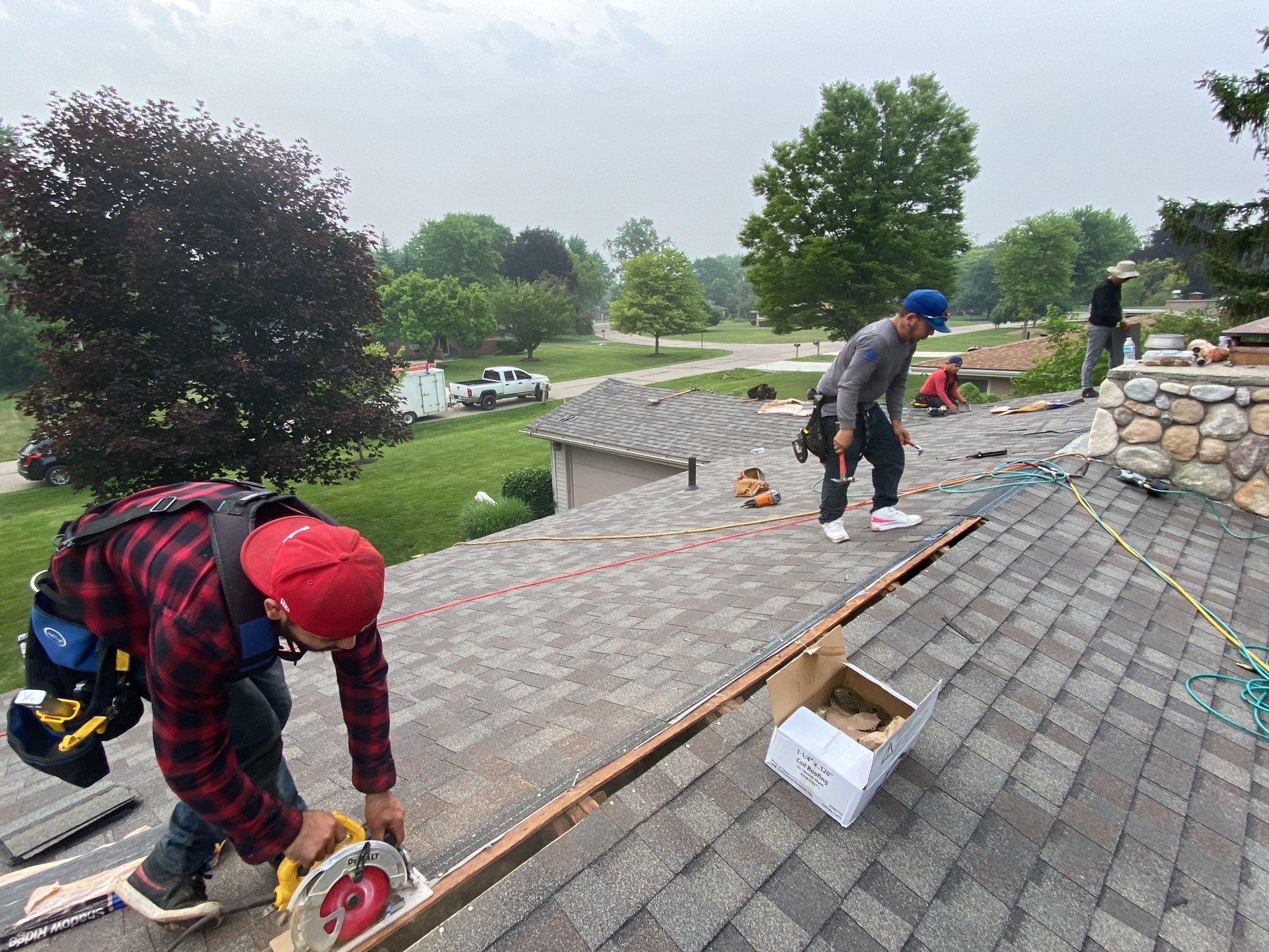 Roof Replacement using CertainTeed Landmark Weathered Wood by 180 Contractors