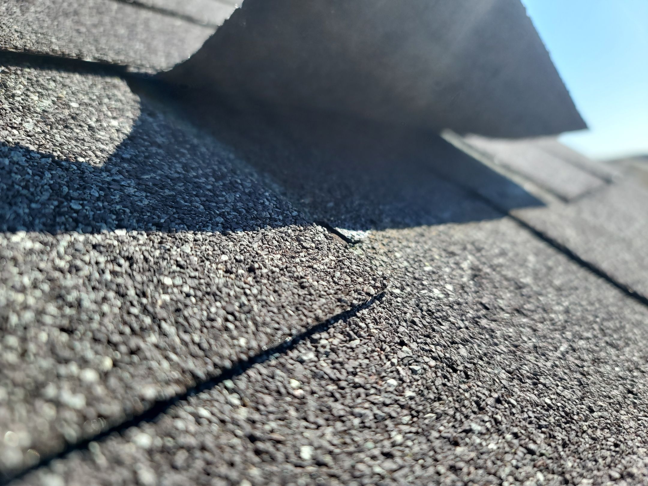 ATLAS PINNACLE COLOR: BLACK SHADOW DRIP EDGE: WHITE by Eagle Eye Roofing