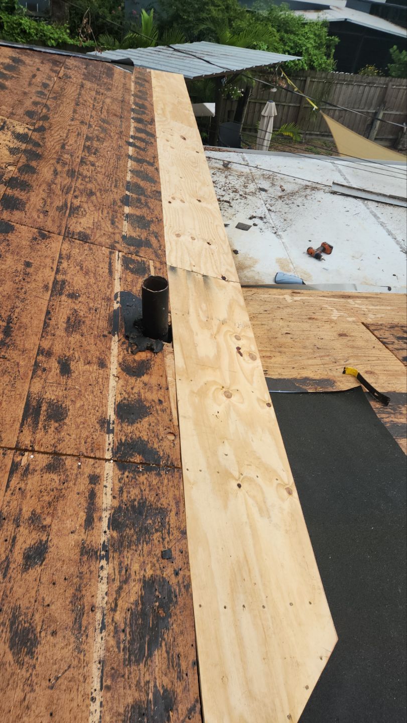 Project in St. Petersburg 33710 by Mitchell Roofing Company LLC 