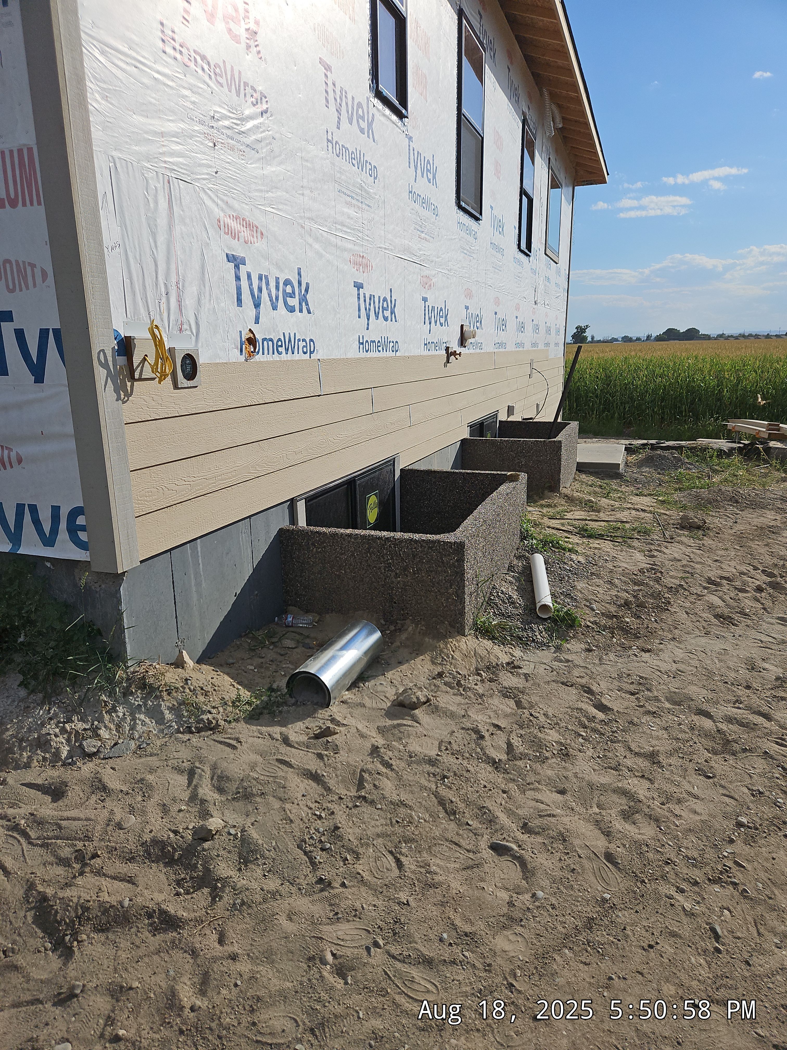 New Construction LP Smartside by Plankwalker Siding & Roofing