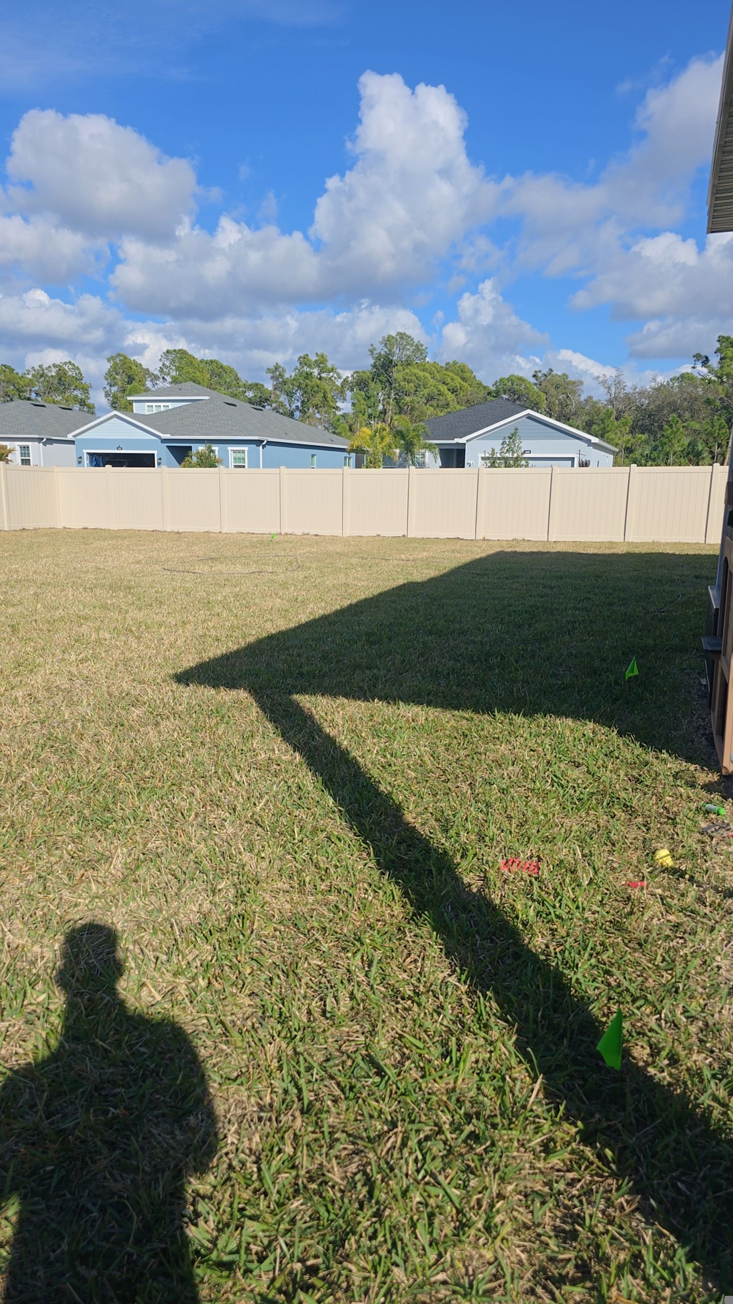 Tan Vinyl Fence in West Port by True Fence LLC
