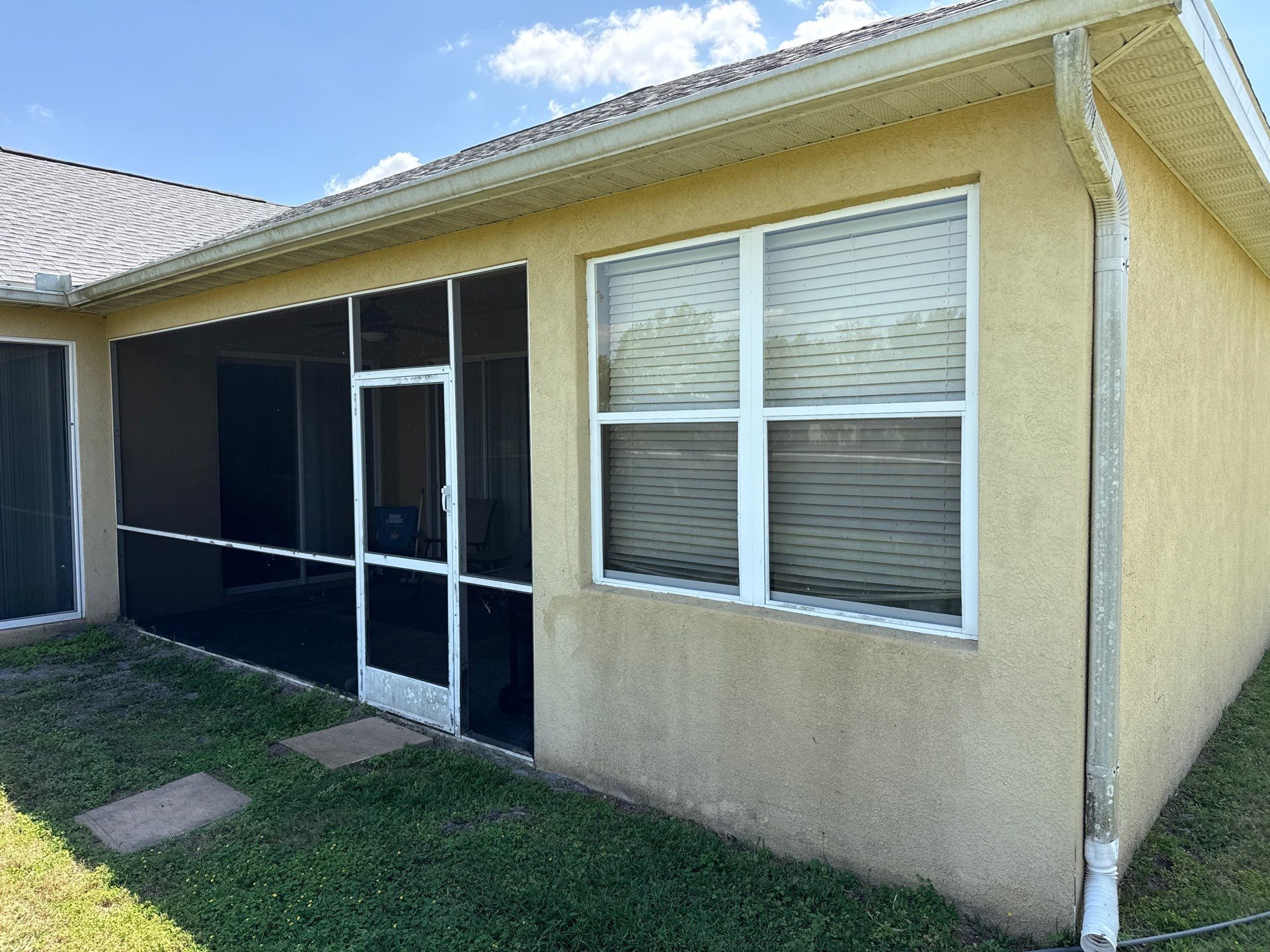 Driveway & Rear Wall Soft Wash | Lexington Community | Parrish, FL | Sunshine AquaWash by Sunshine AquaWash