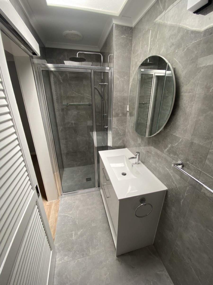 Ensuite Bathroom Renovation by Re-seal Bathrooms