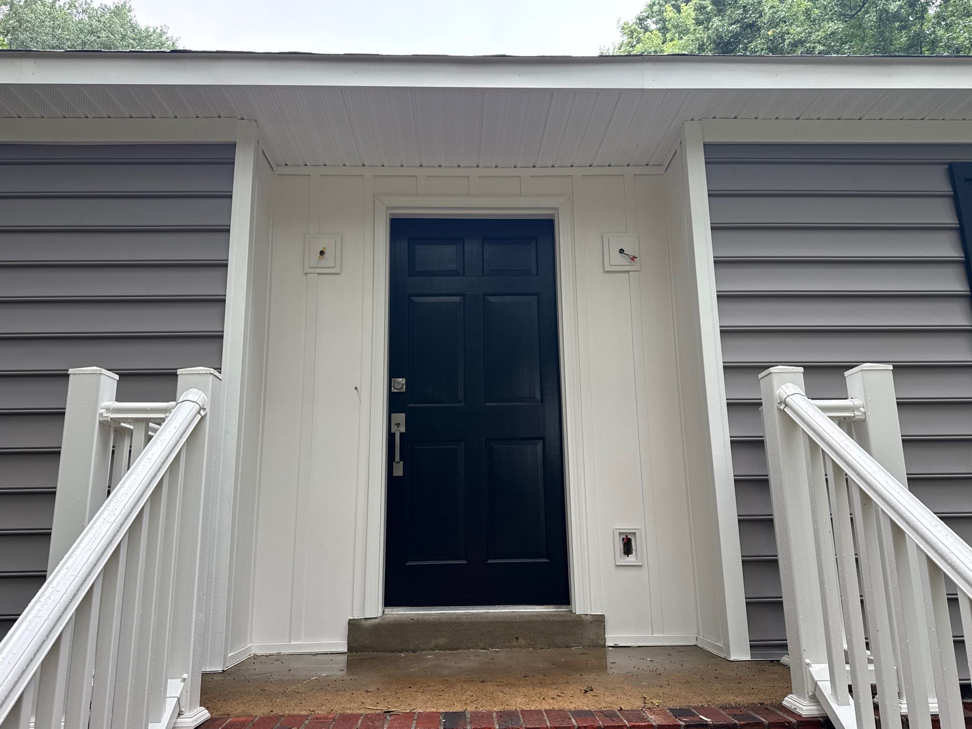 Siding Replacement and Structural Wood Rot Repairs in Mechanicsville by Cade Construction