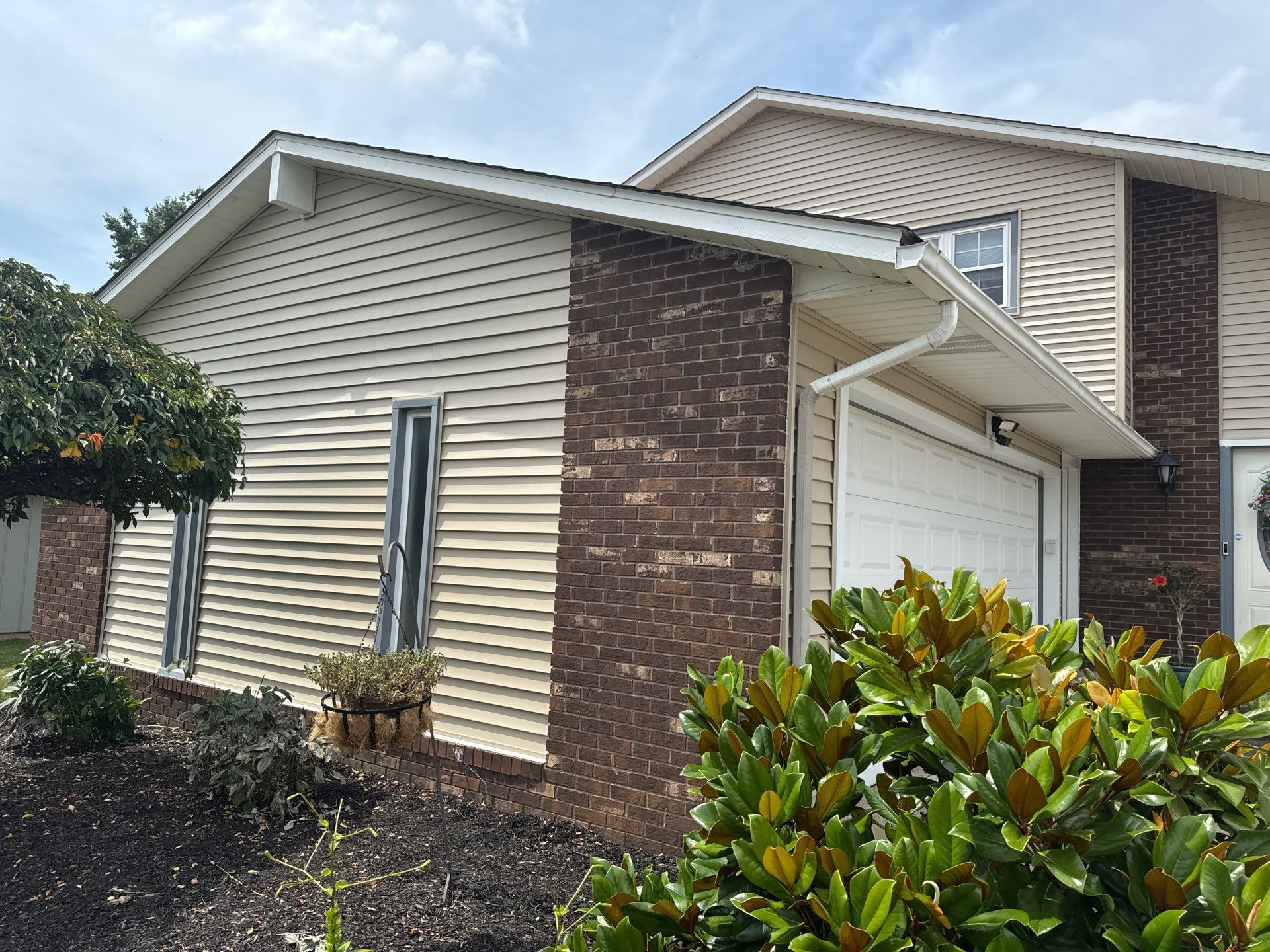 Siding Replacement by Homestyle in Strongsville by Homestyle Home Improvements (HHI)