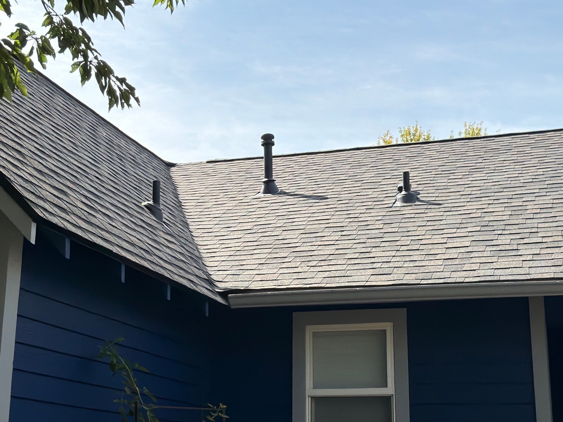Complete Residential Roof Replacement and Sheathing Repair in Boise by Olive Roofing