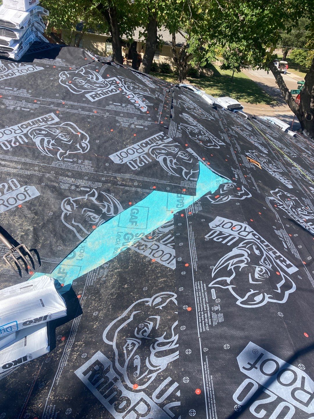 Project in Dallas by Armor Roofing | Exteriors