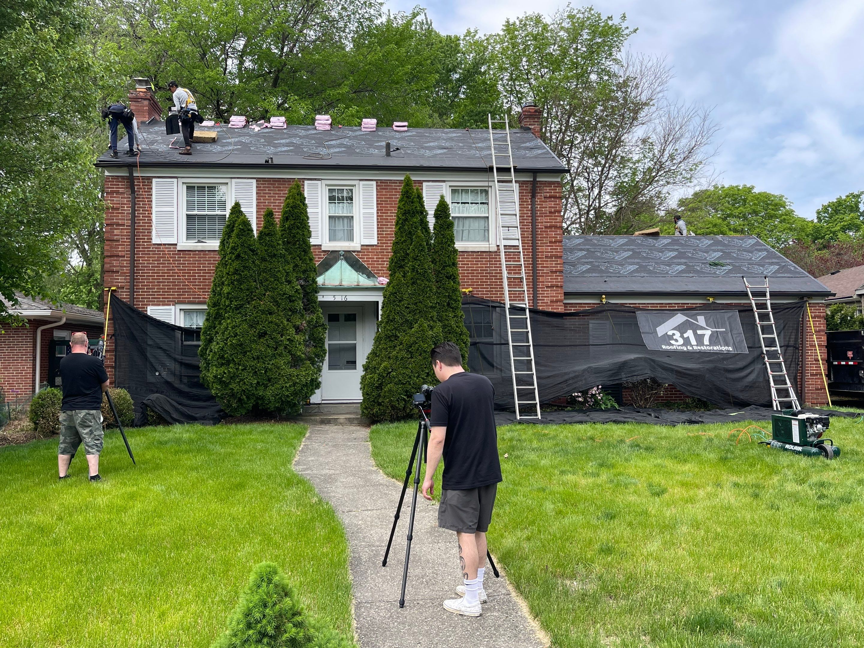 Oakridge Onyx Black and Black Gutters by 317 Roofing & Restorations