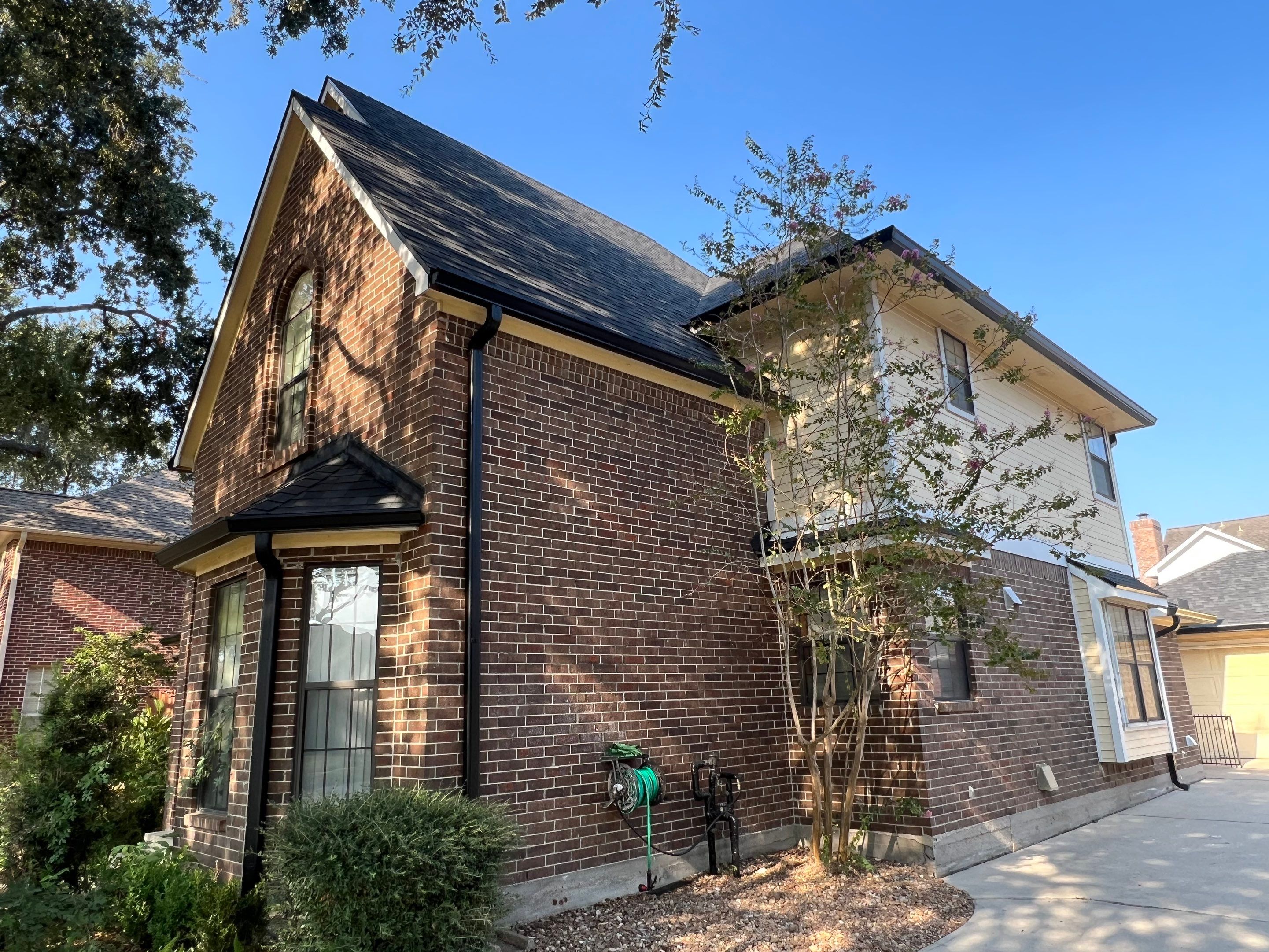 Residential Roofing Installation using Owen's Corning Duration (Lifetime) Shingles by Roof Repair Company
