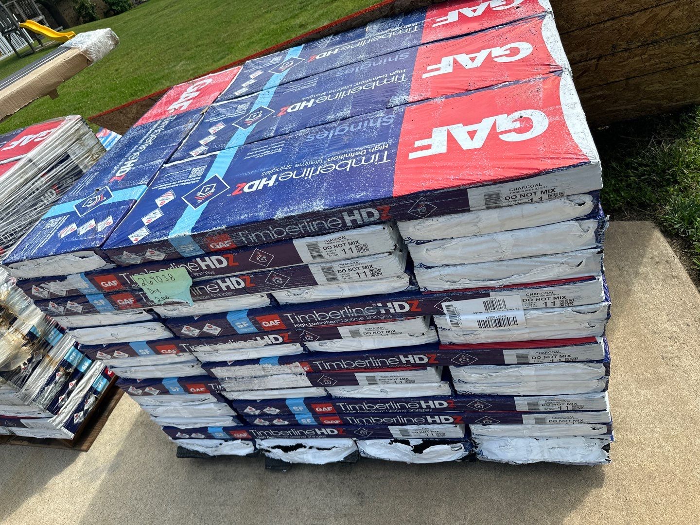 Residential Roofing Installation using GAF Timberline HDZ by Undersun Roofing 