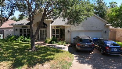 Residential Roof Replacement with Gray Composite Asphalt Shingles in Laredo