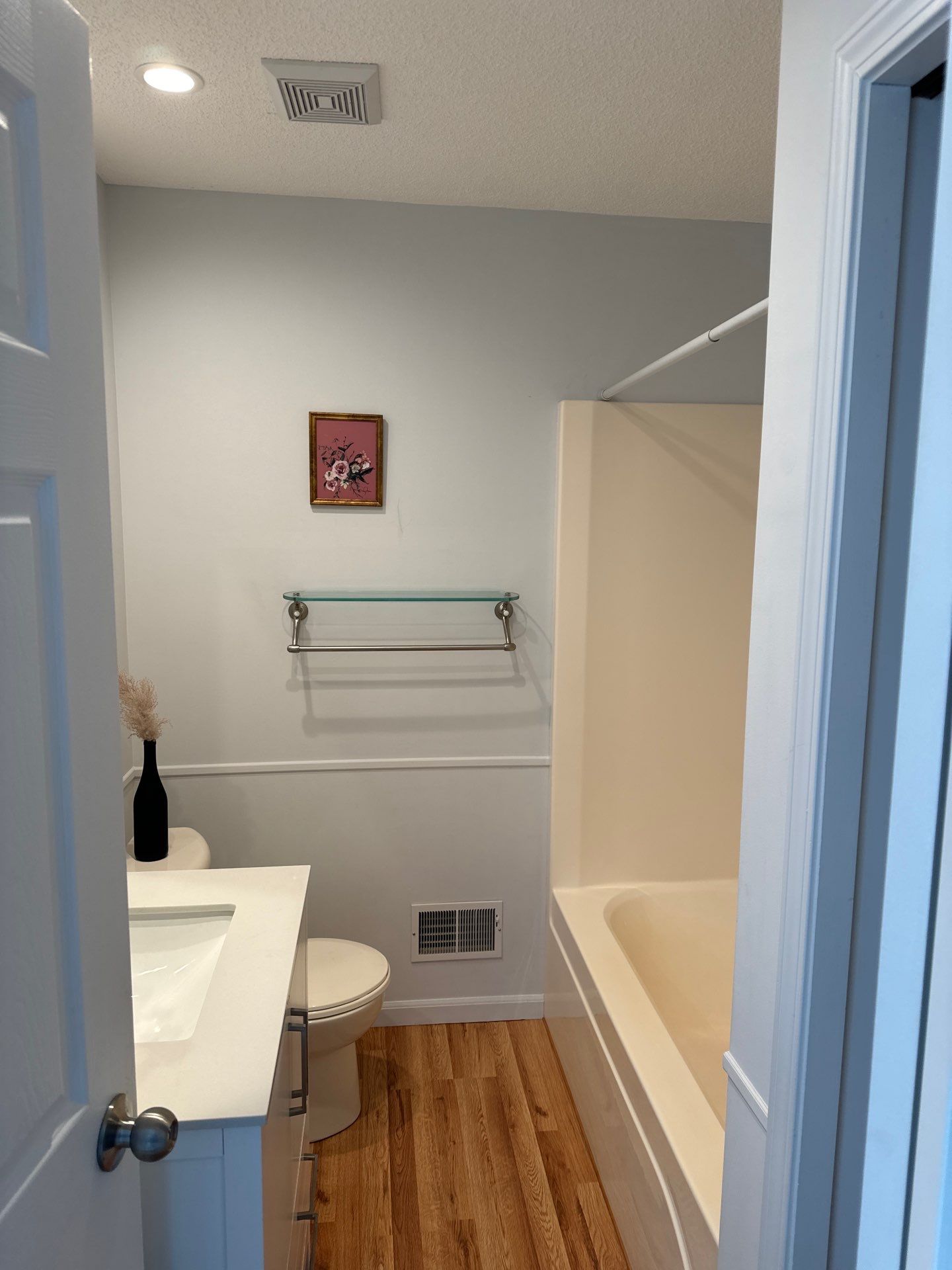Condo Re-Paint by Gordon Painting