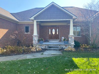 Siding Replacement using CertainTeed Monogram D5 Clapboard