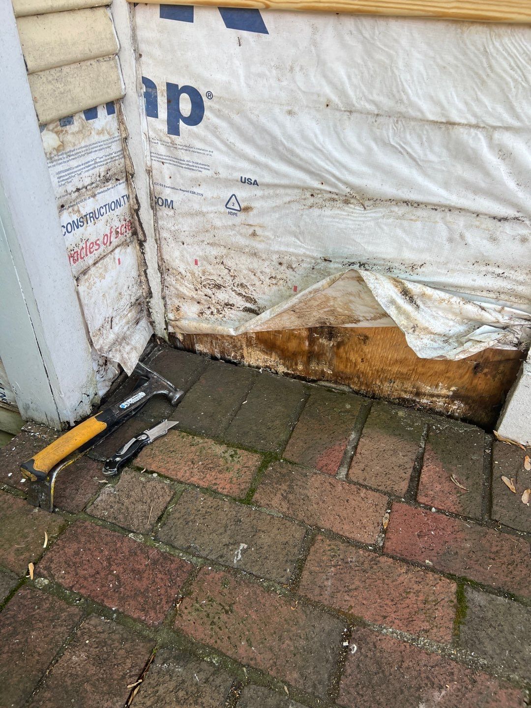 Alexandria: Siding Replacement with Solid Pine Wood Lap Siding by RM Banning, Inc.