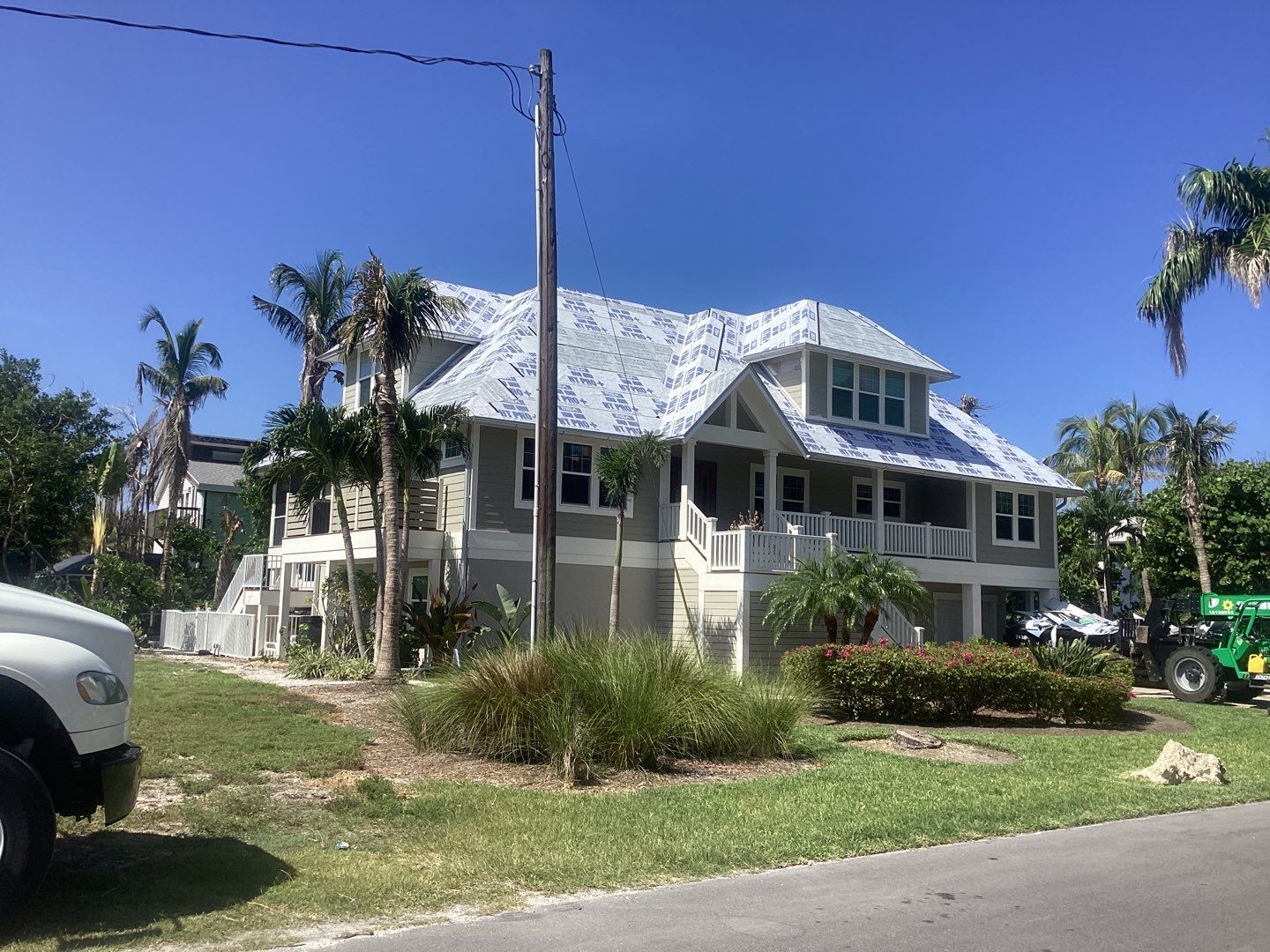 Half-Round Aluminum Gutters in Captiva FL by Gutter Professors
