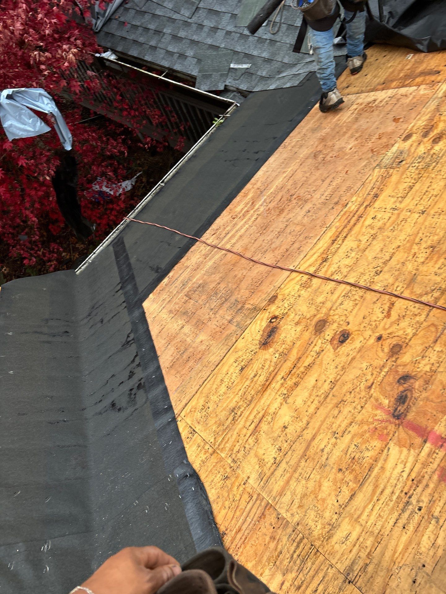 Residential Roofing Installation using GAF Timberline HDZ Williamsburg Slate by Rainstoppers Roofing