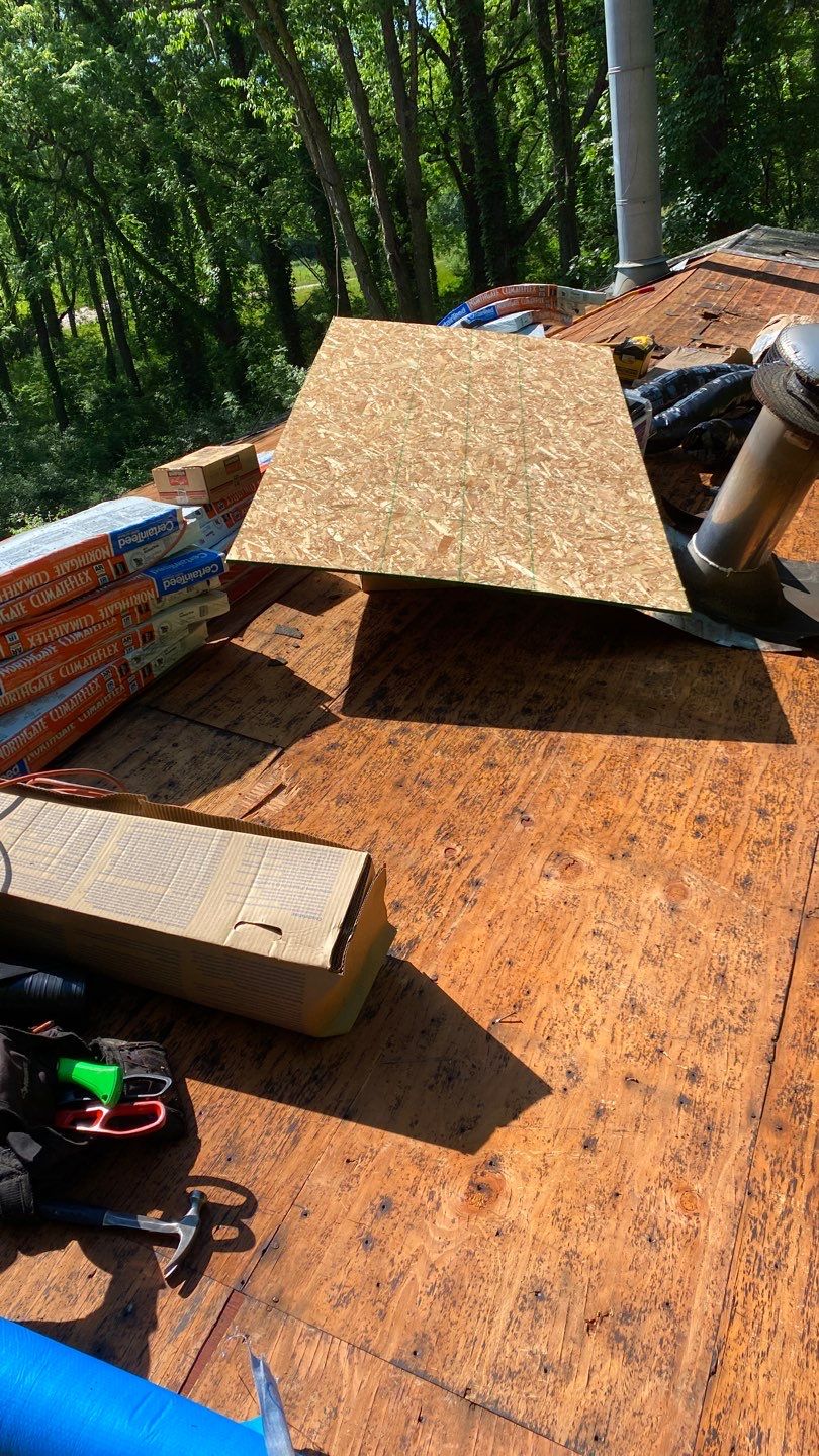 Roof Replacement using CertainTeed Landmark by 180 Contractors