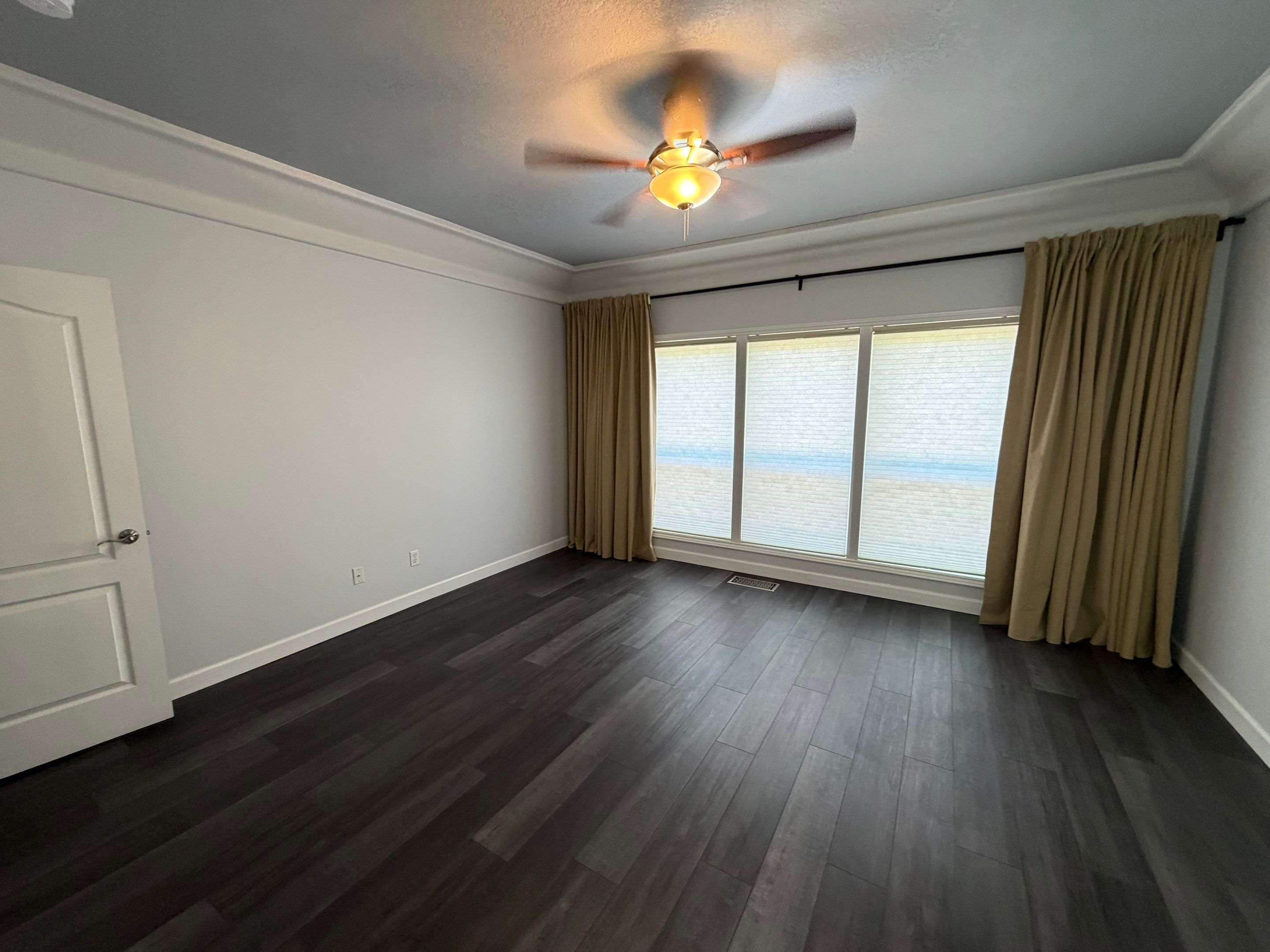 Interior Painting by Handyman State LLC