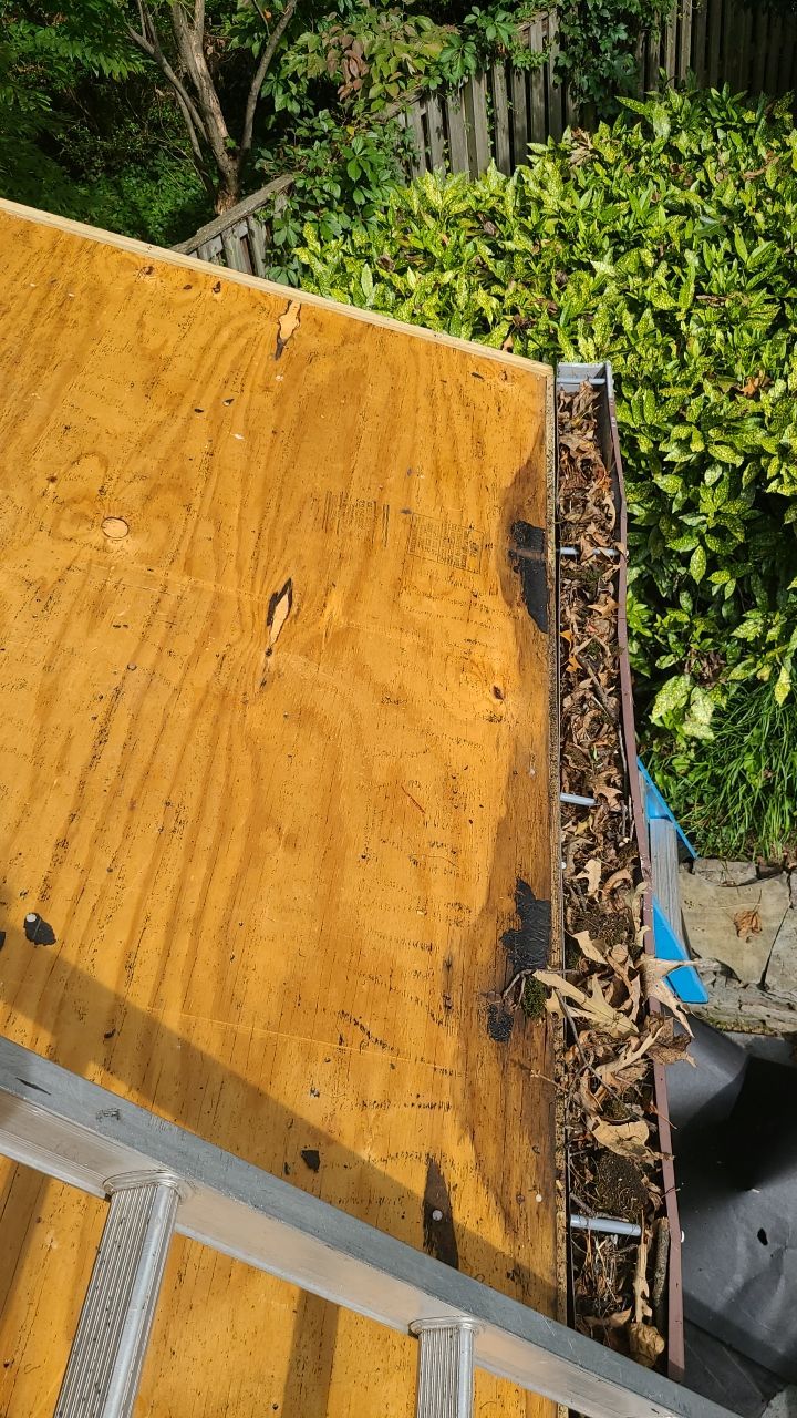 Arlington: CertainTeed Landmark Pro Designer Shingles in Max Def Heather Blend by RM Banning, Inc.