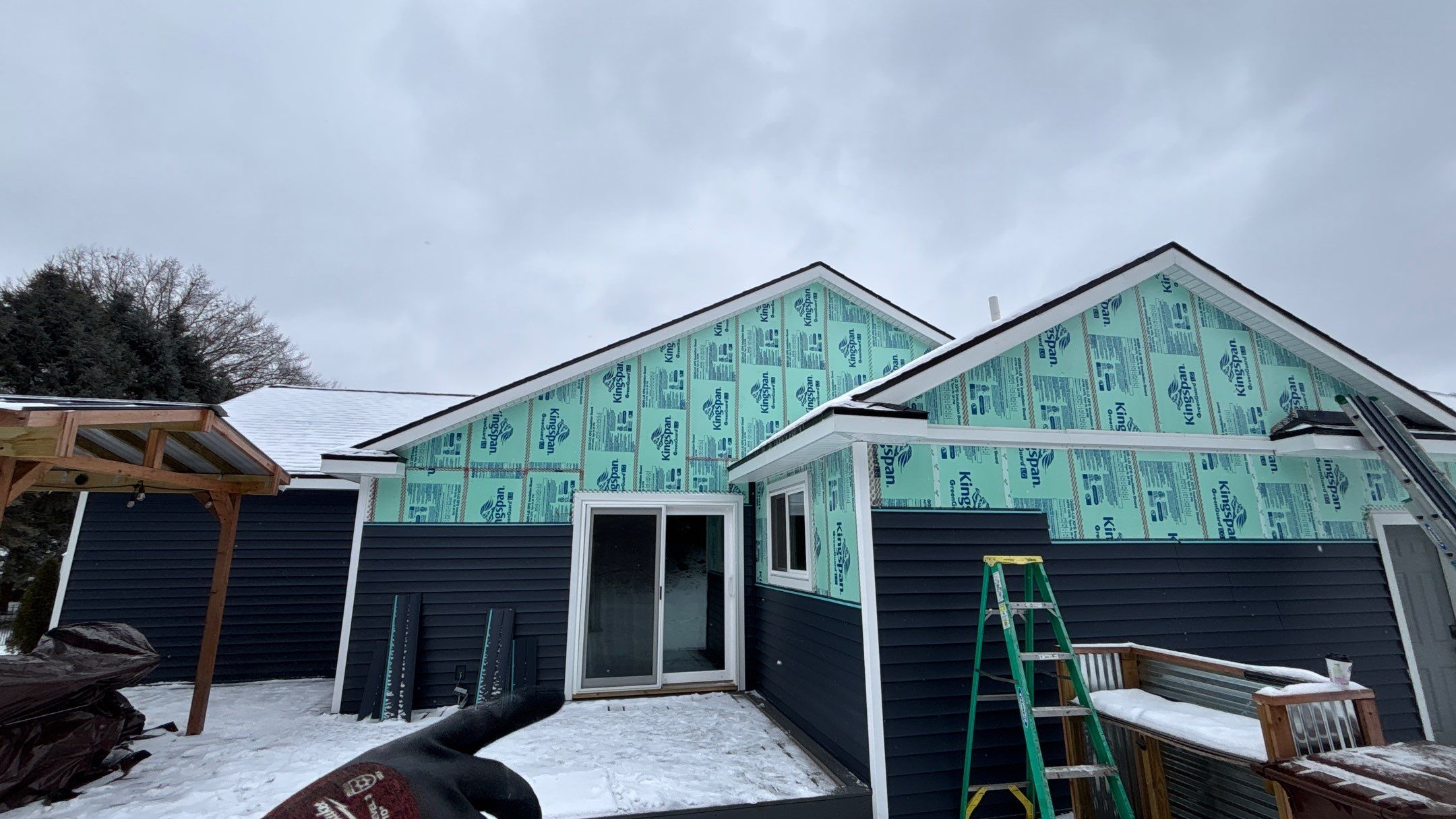 Siding Replacement using Alside Charter Oak D4.5" Riveria Dusk by 180 Contractors