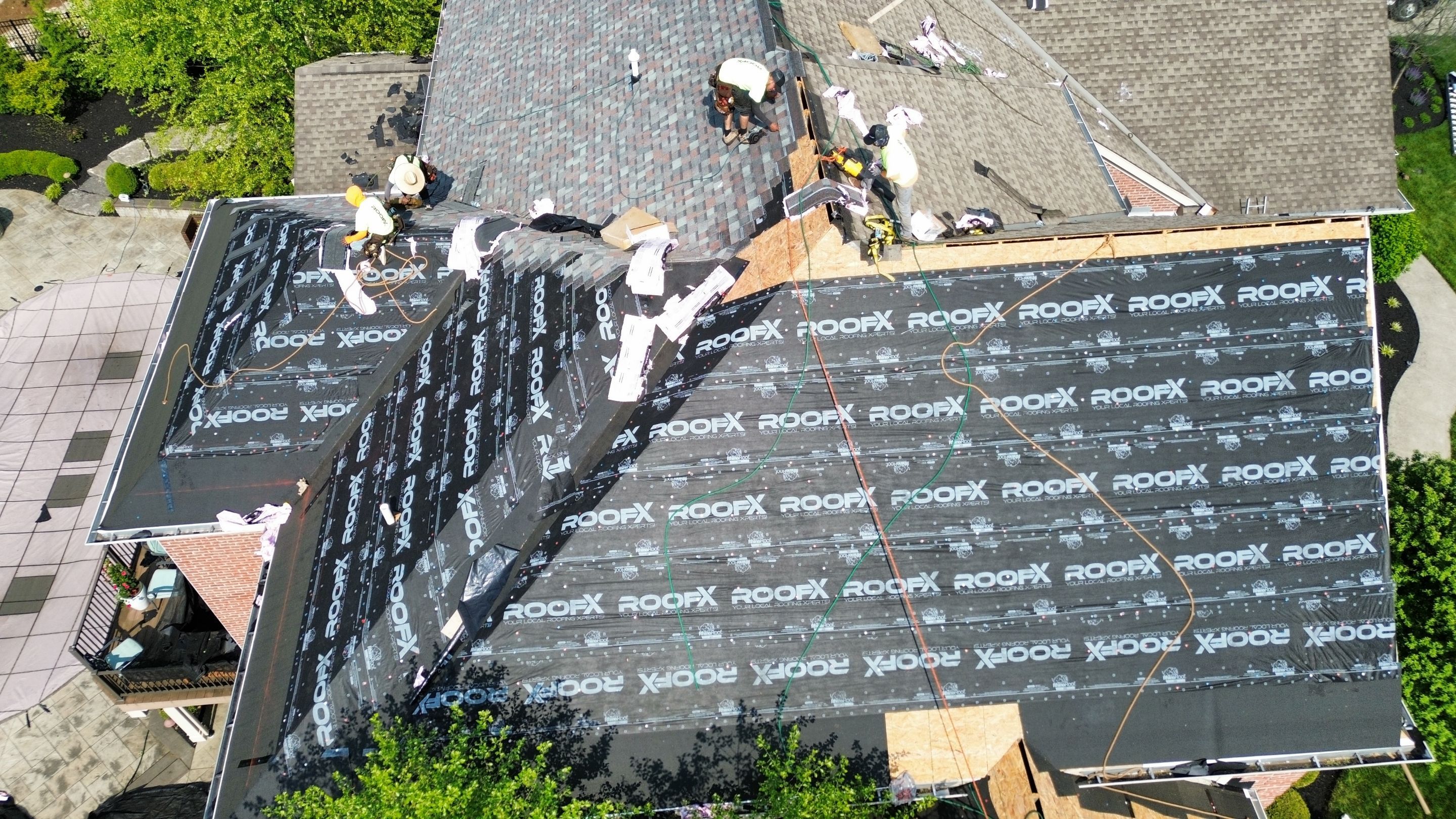 Residential Roofing Installation using Duration Series Shingles - Colonial Slate by RoofX 
