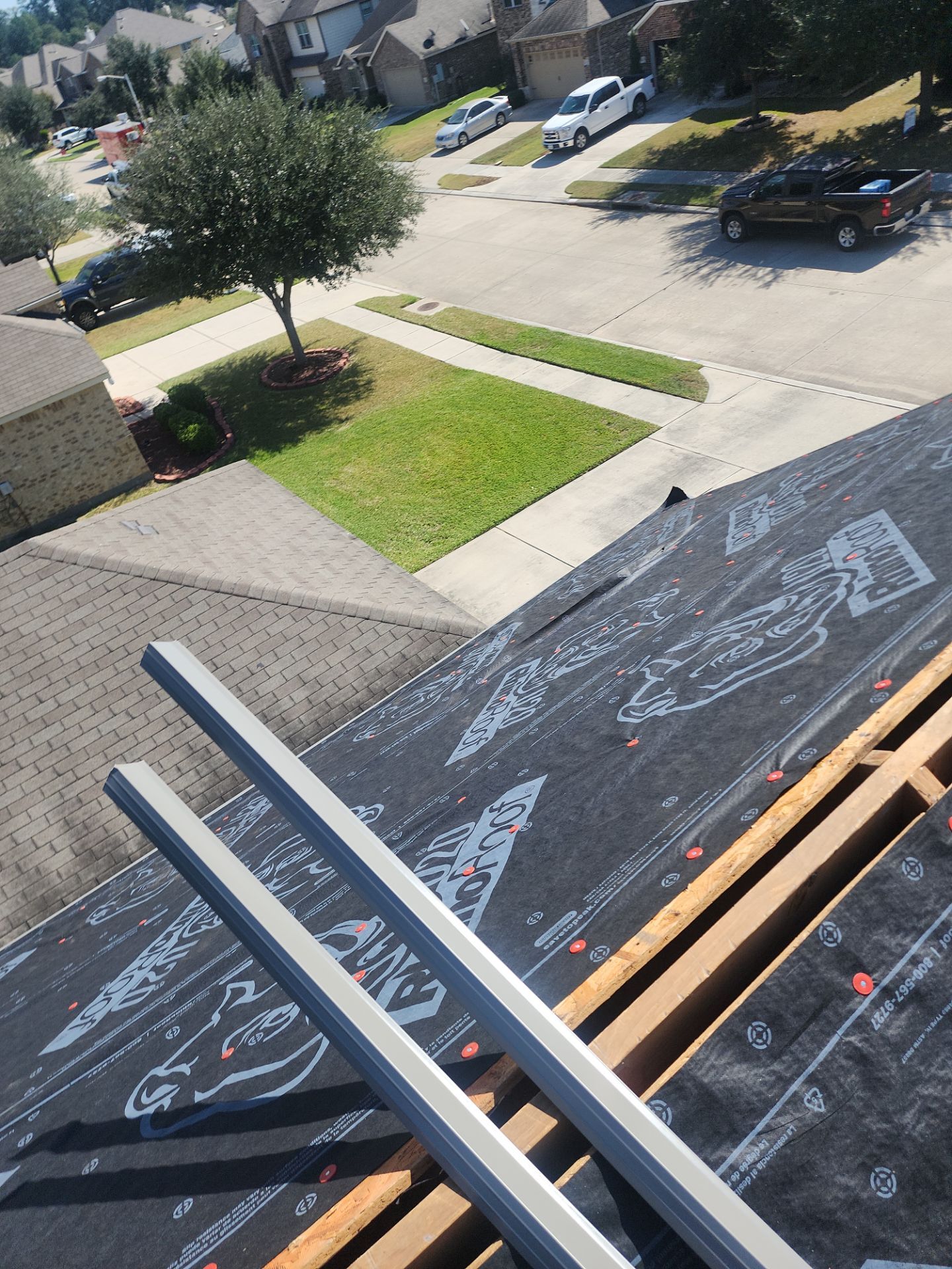 Residential Roofing Installation using Owen's Corning Duration (Lifetime) Shingles by Roof Repair Company
