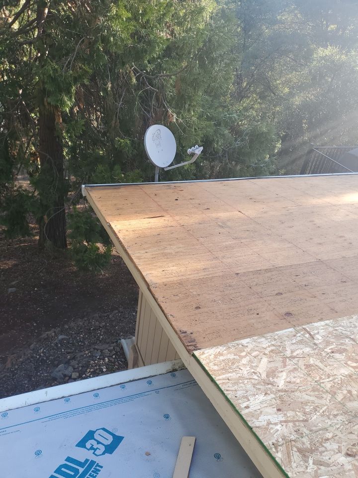 New Roof and gutters by Byers Enterprises 