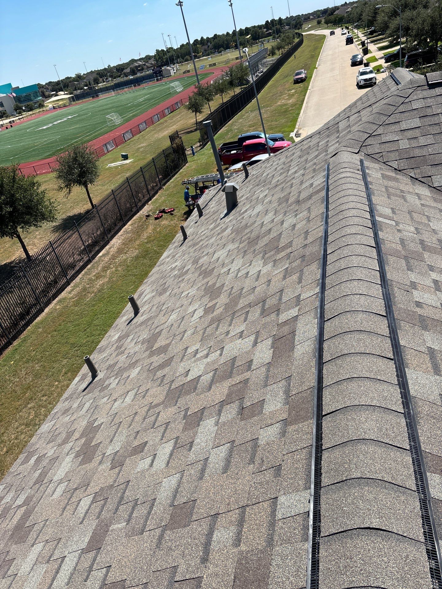 Residential Roofing Installation using Owen's Corning Duration (Lifetime) Shingles by Roof Repair Company