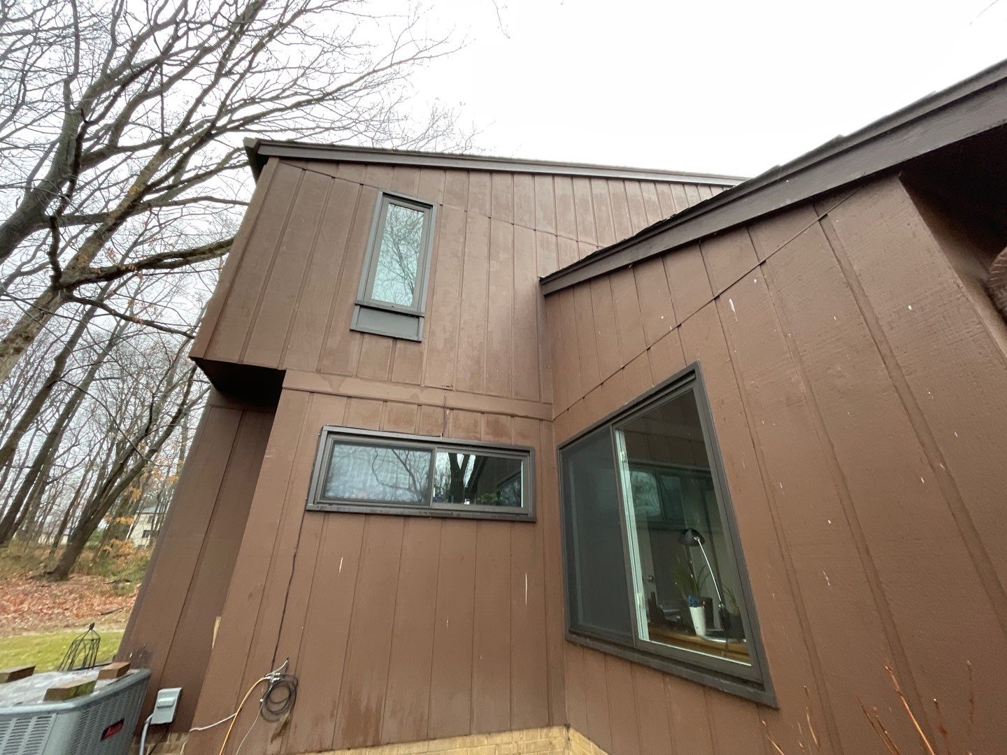 Reston CertainTeed Landmark Resawn Shake New Roof Installation & Siding/Trim Repairs by RM Banning, Inc.