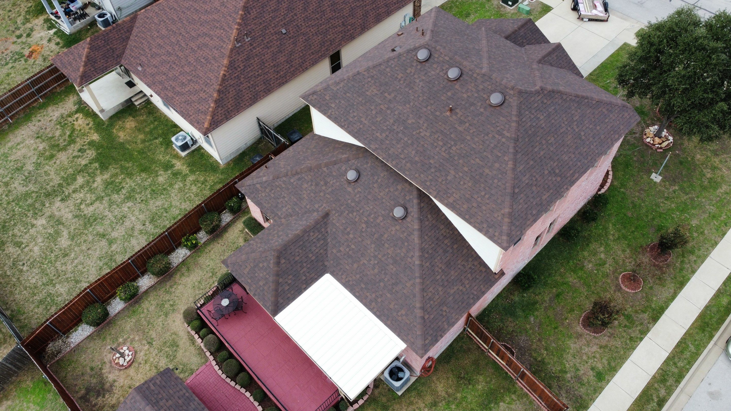 Residential Roofing Installation using Owens Corning Oakridge by Kstylez Roofing & Construction