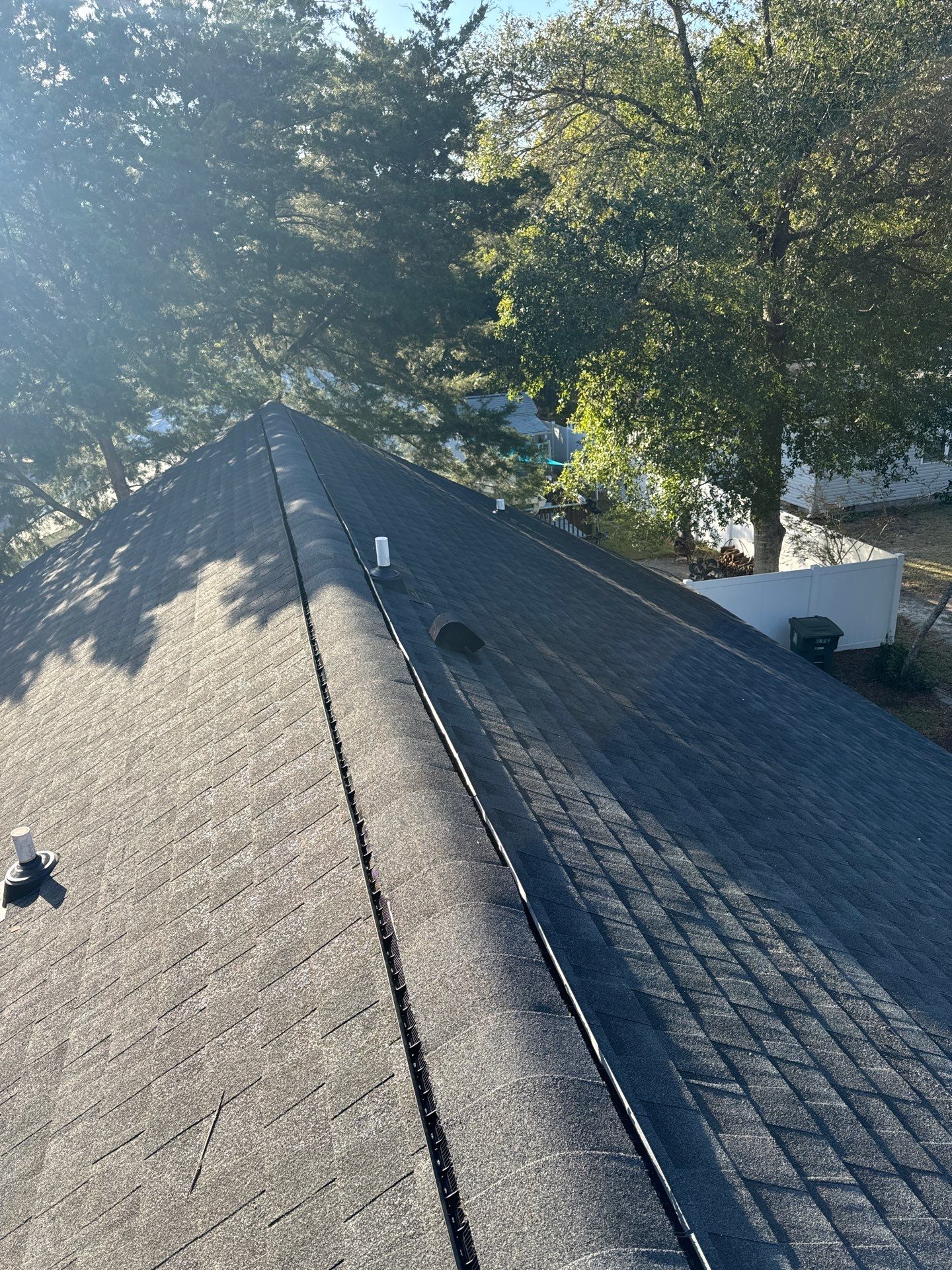 GAF HDZ - Charcoal by Linta Roofing Inc